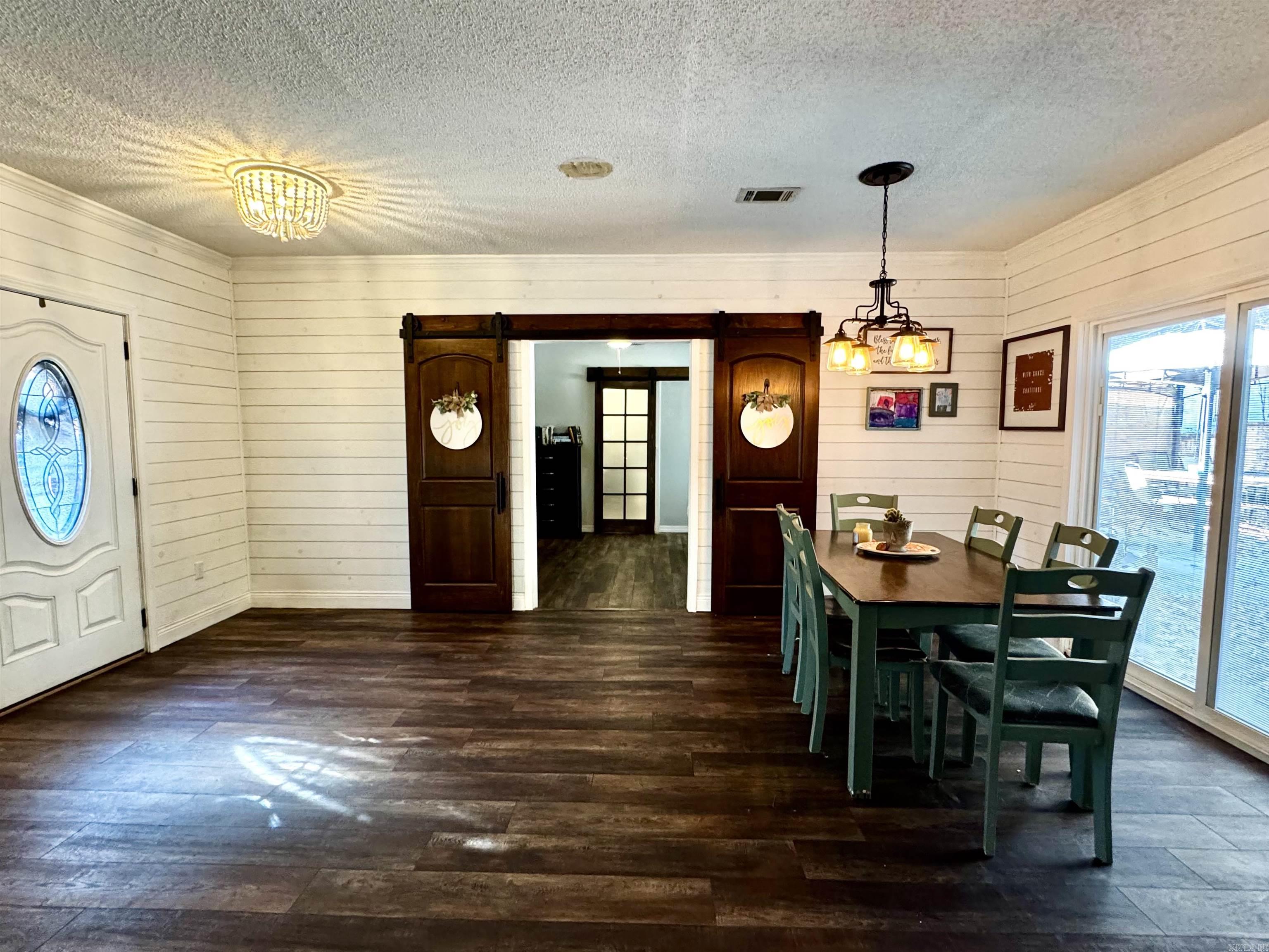 CEDAR CREST ACRES - Residential