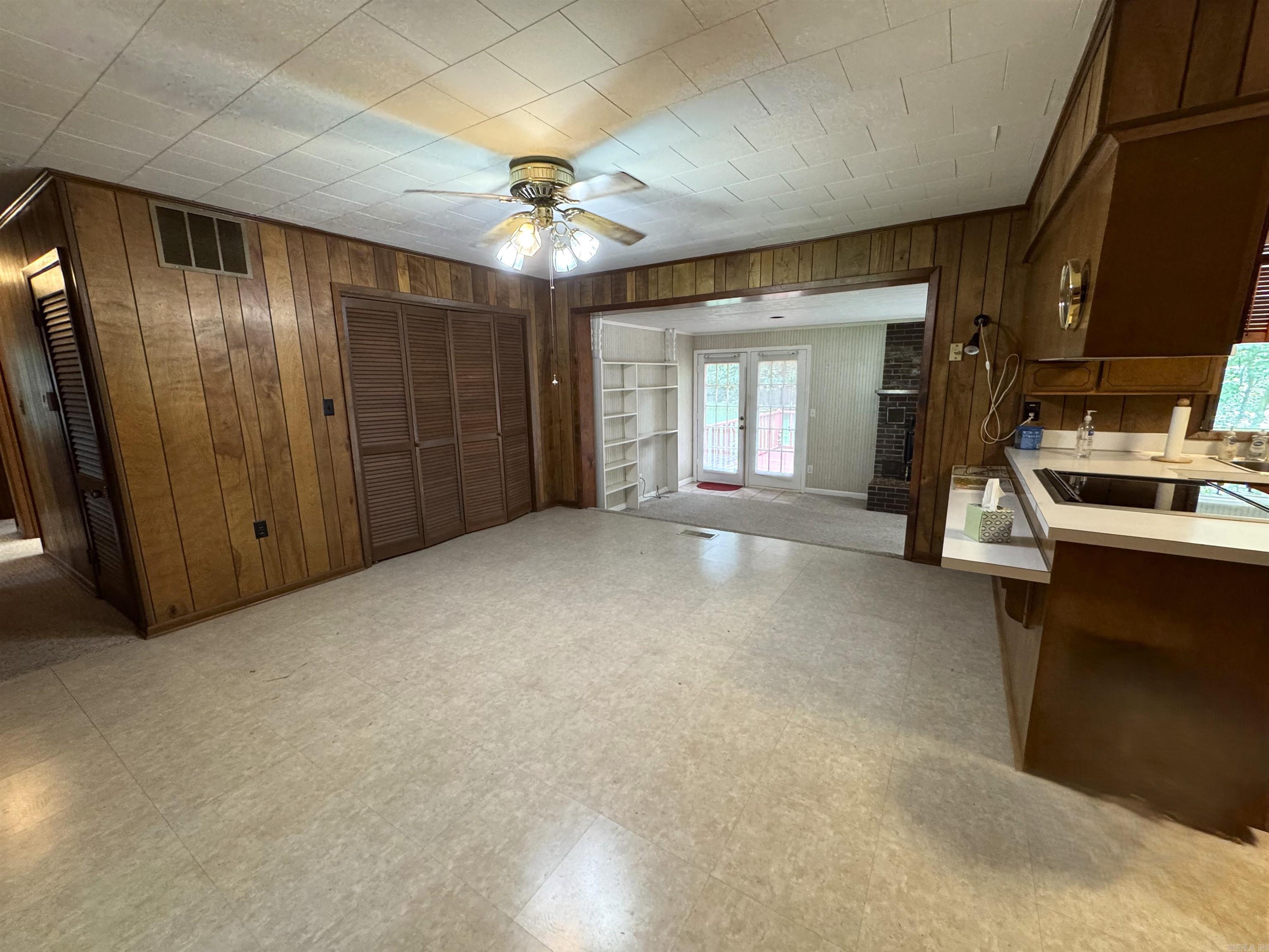 BALLARD HEIGHTS - Residential
