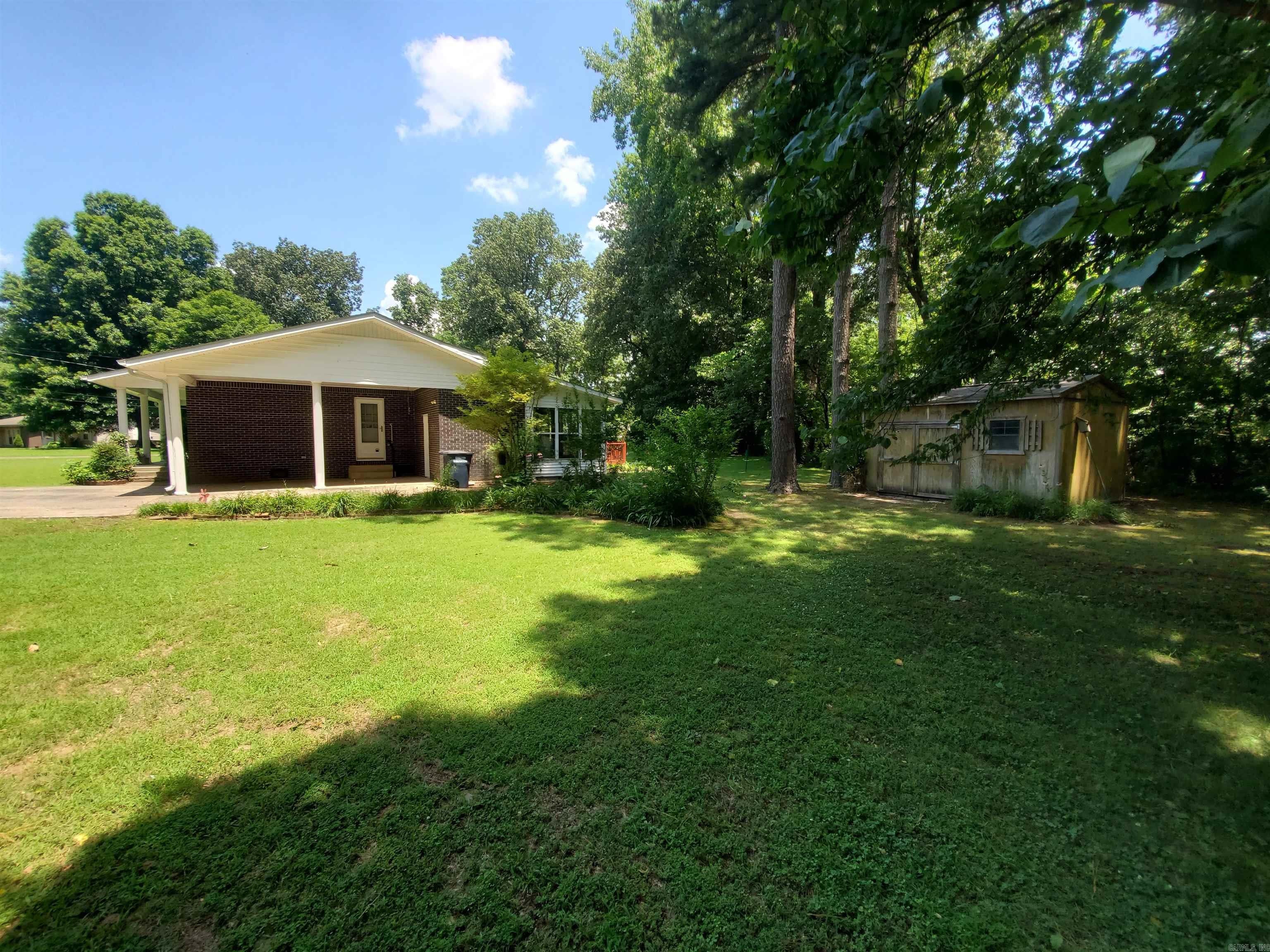 BALLARD HEIGHTS - Residential