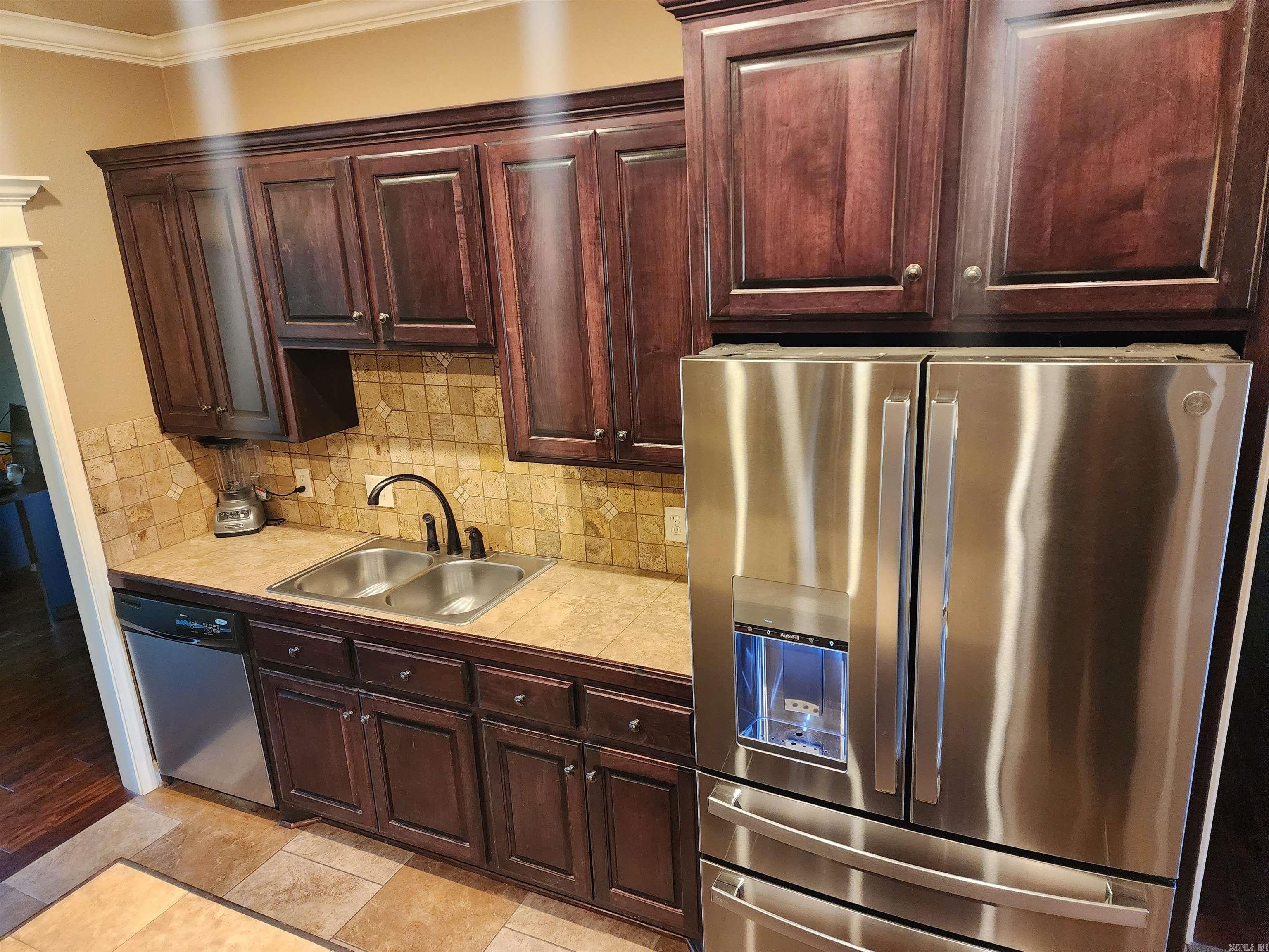 PORTER FIELD ESTATES - Residential