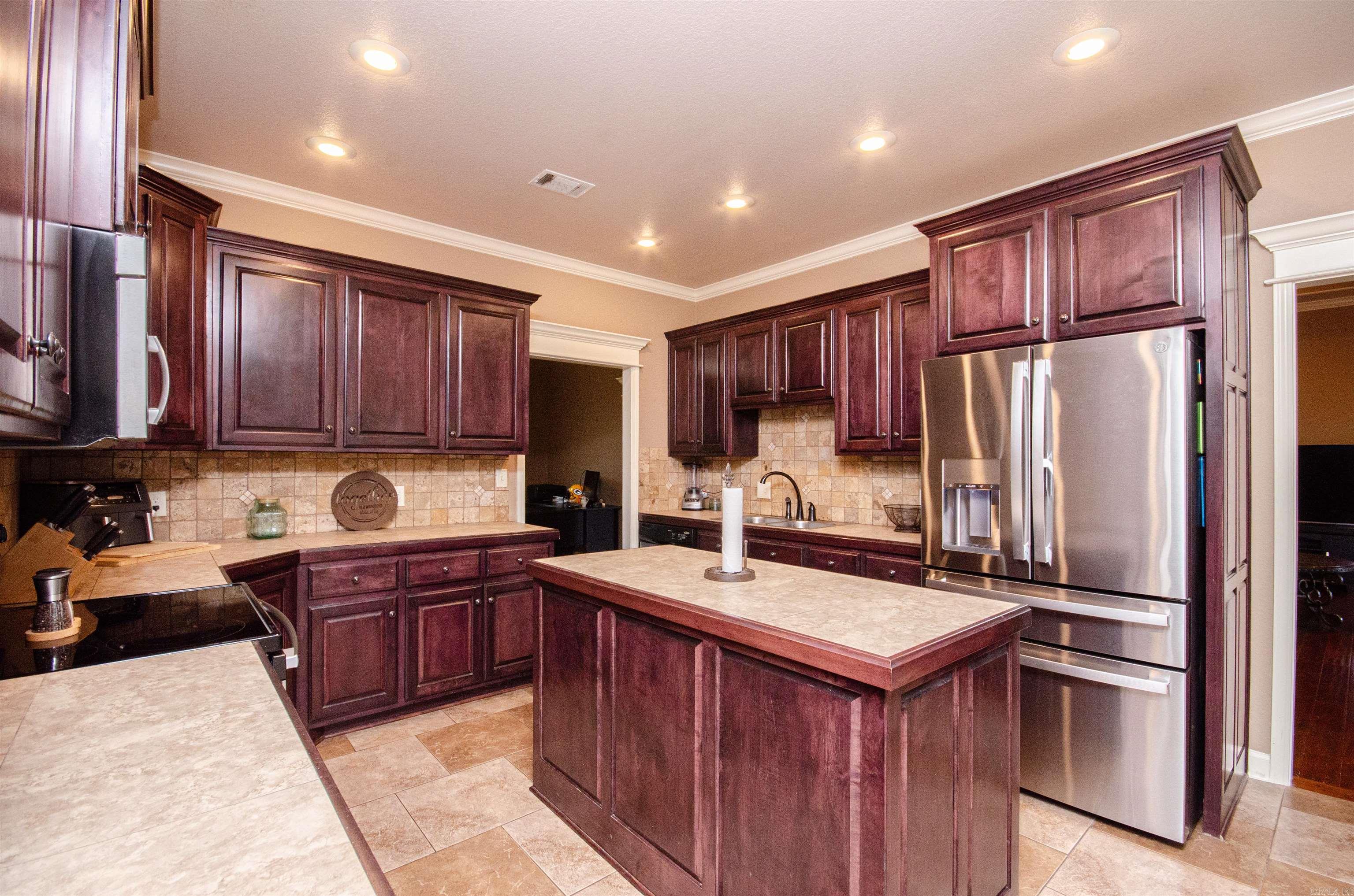 PORTER FIELD ESTATES - Residential