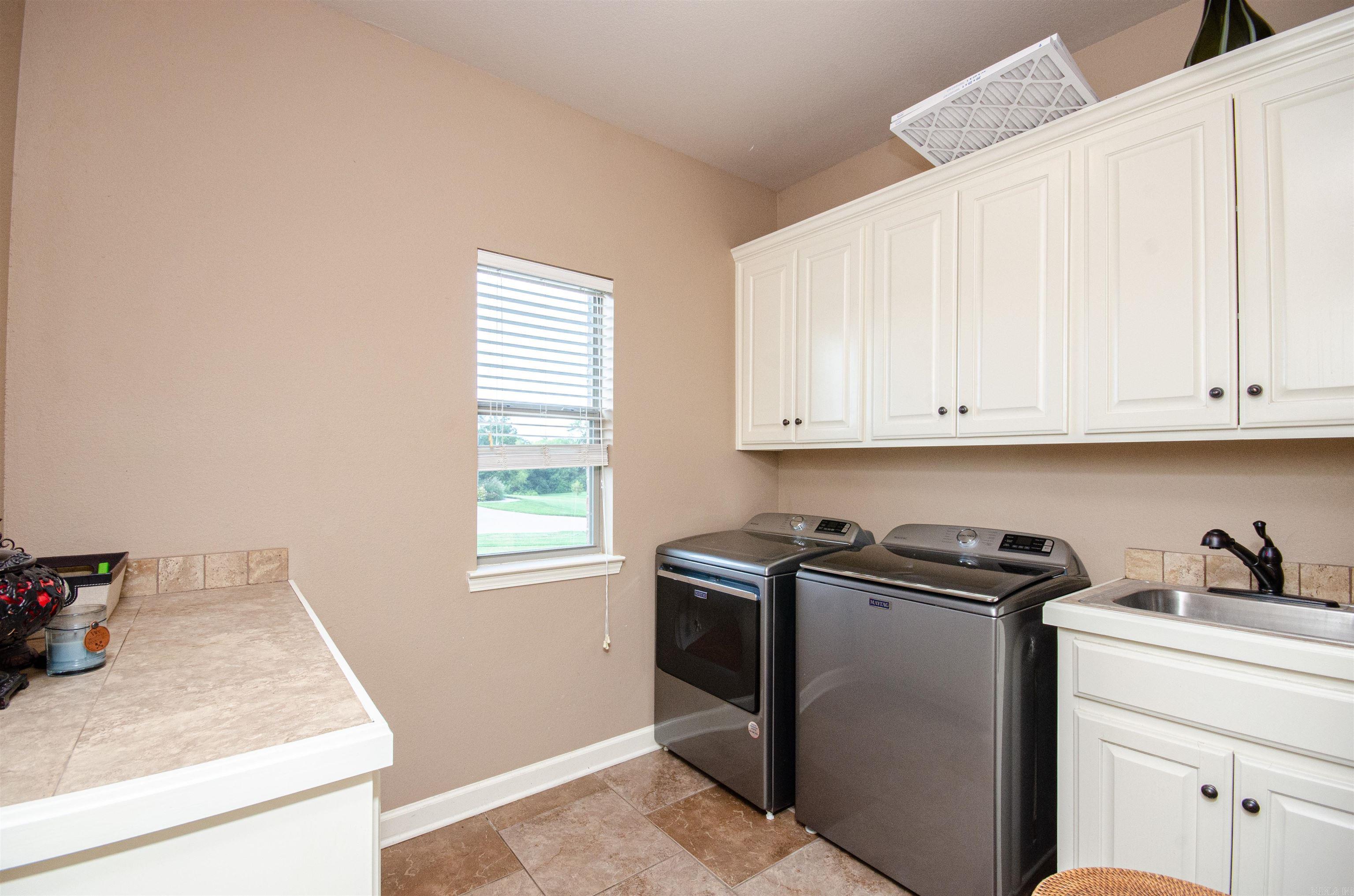 PORTER FIELD ESTATES - Residential