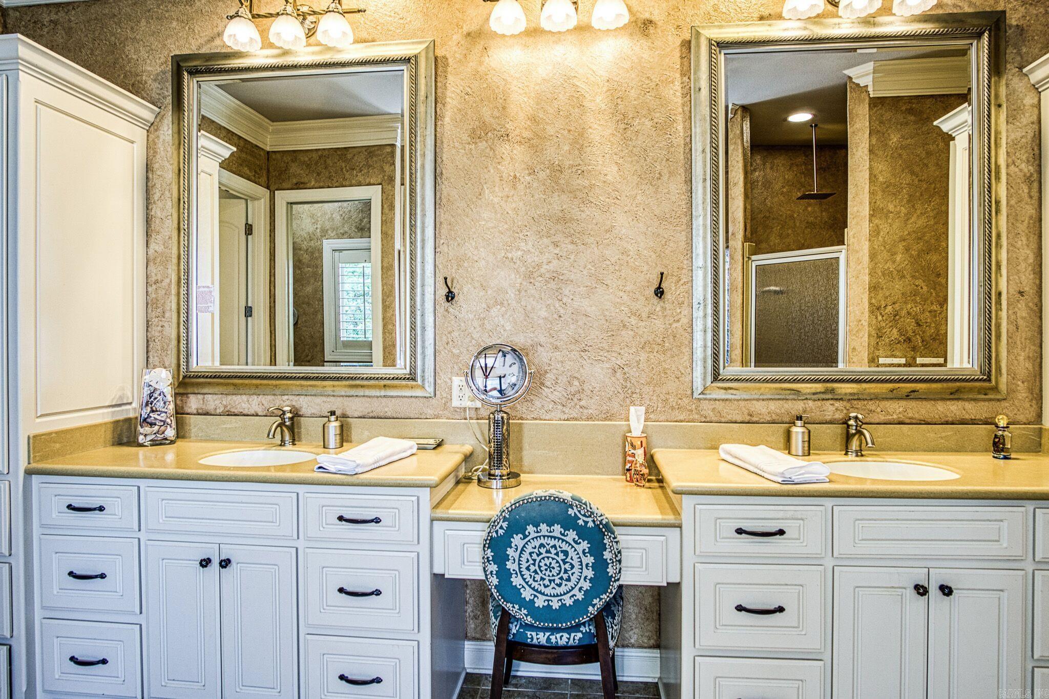 ISABELLA - Residential