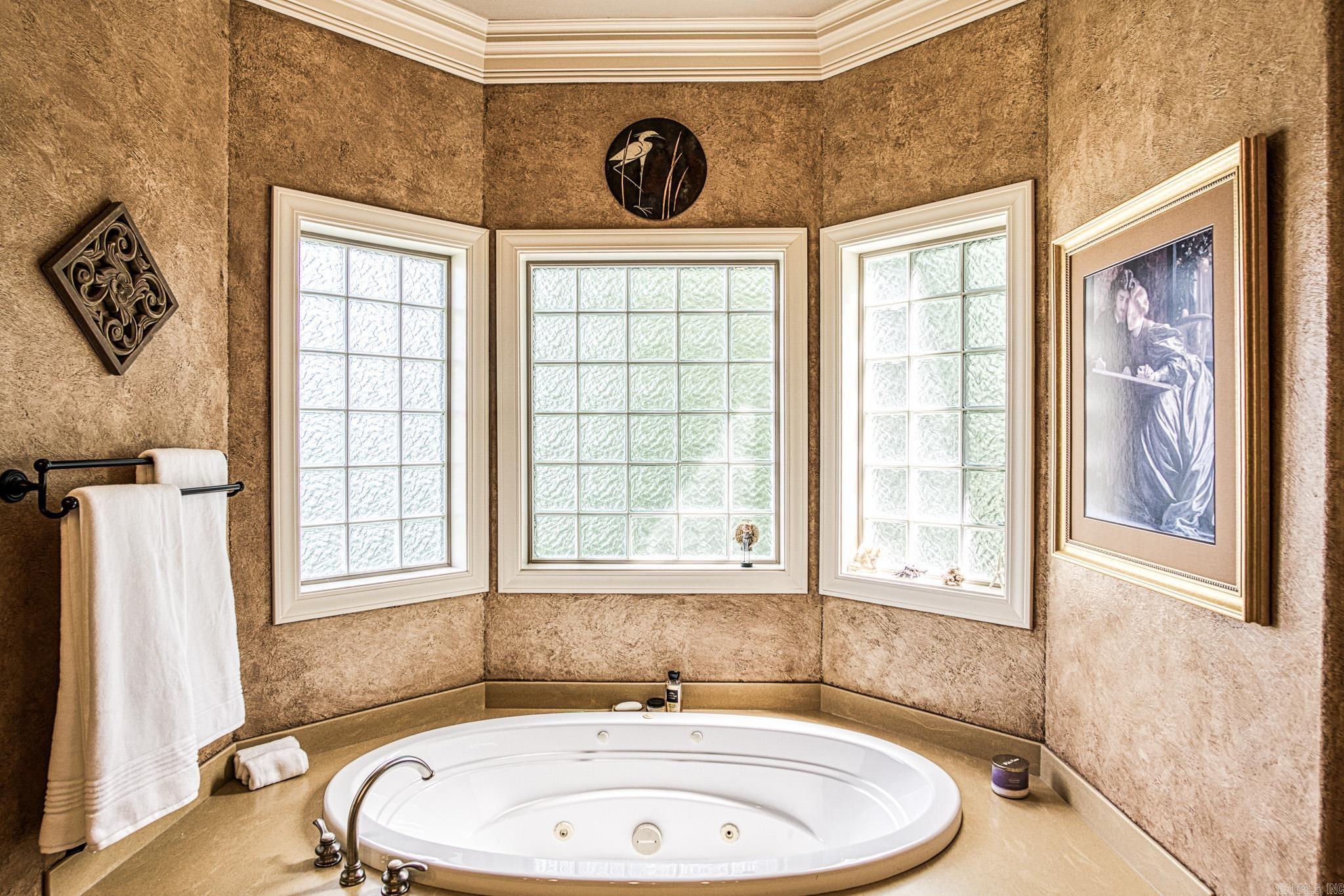 ISABELLA - Residential