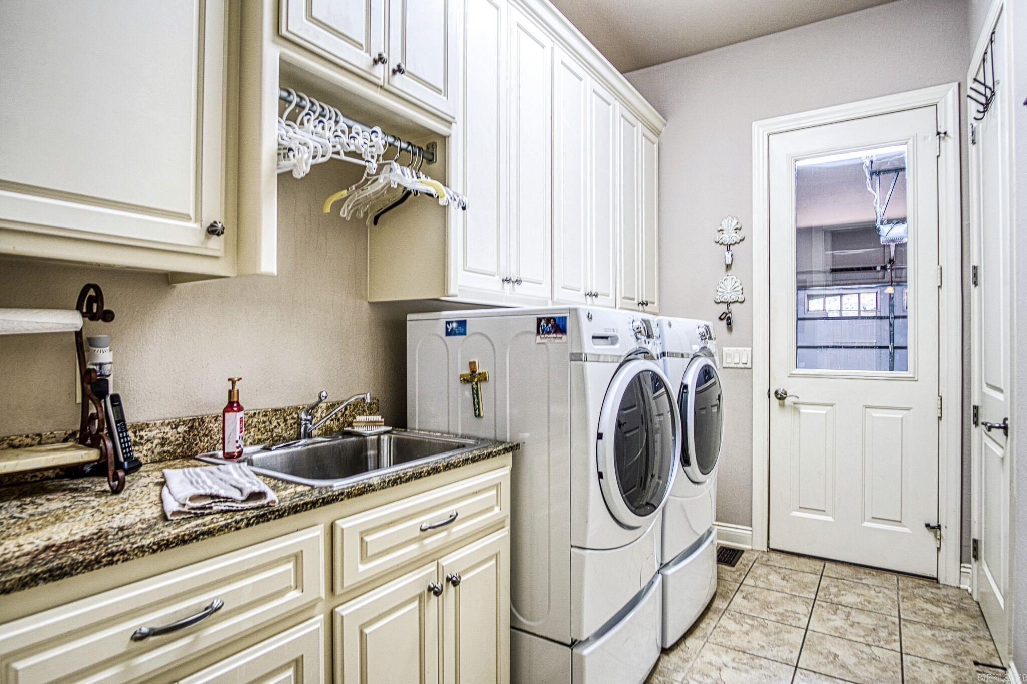 ISABELLA - Residential