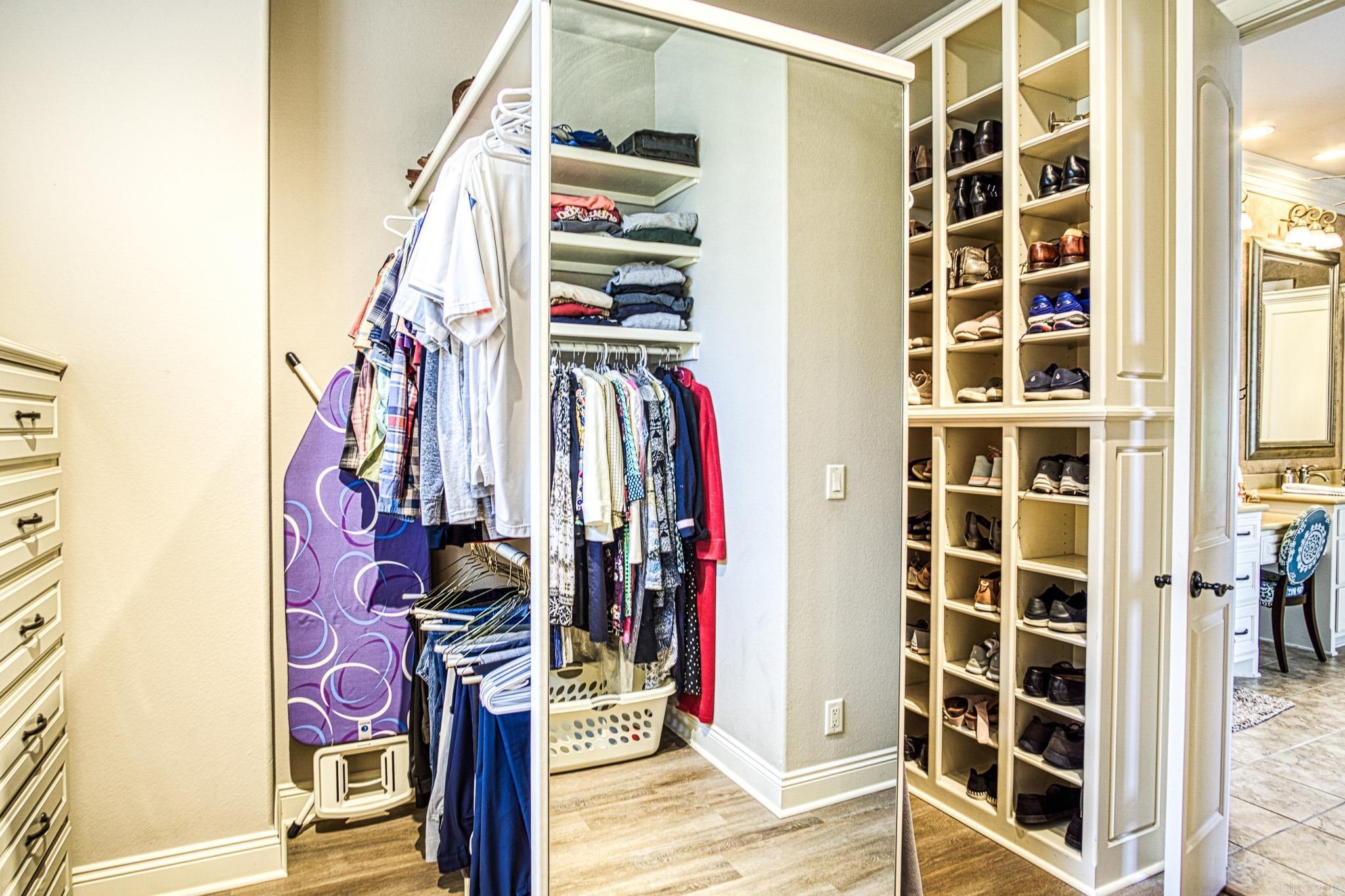 ISABELLA - Residential