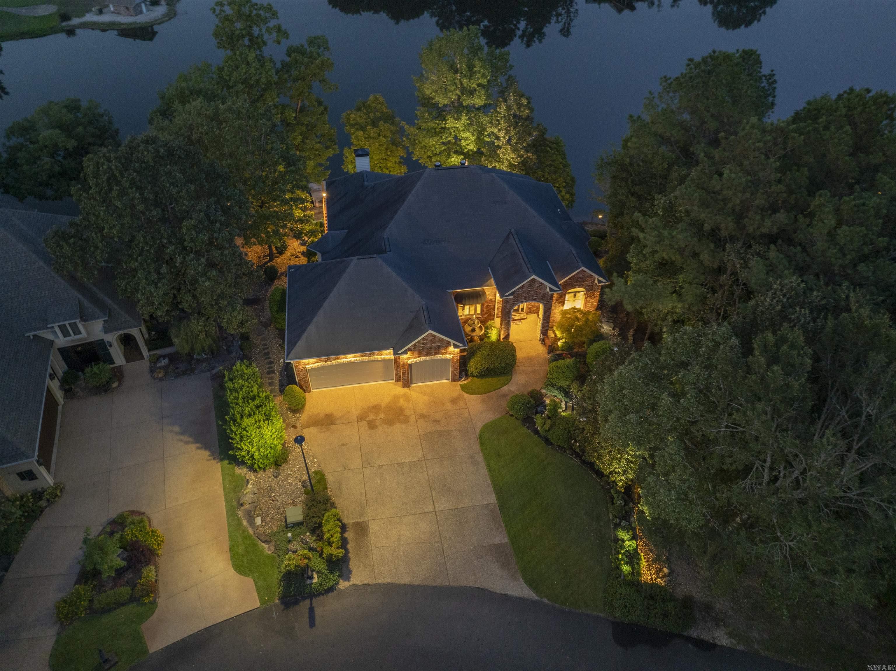 ISABELLA - Residential