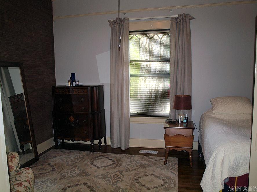 Pulaski Heights - Residential Lease