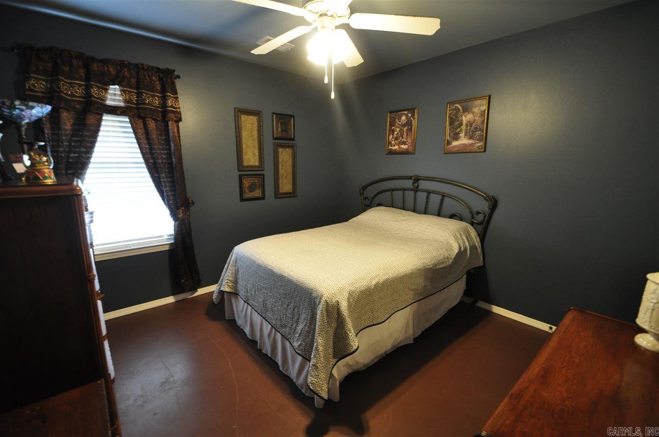 BRYANT MEADOWS - Residential