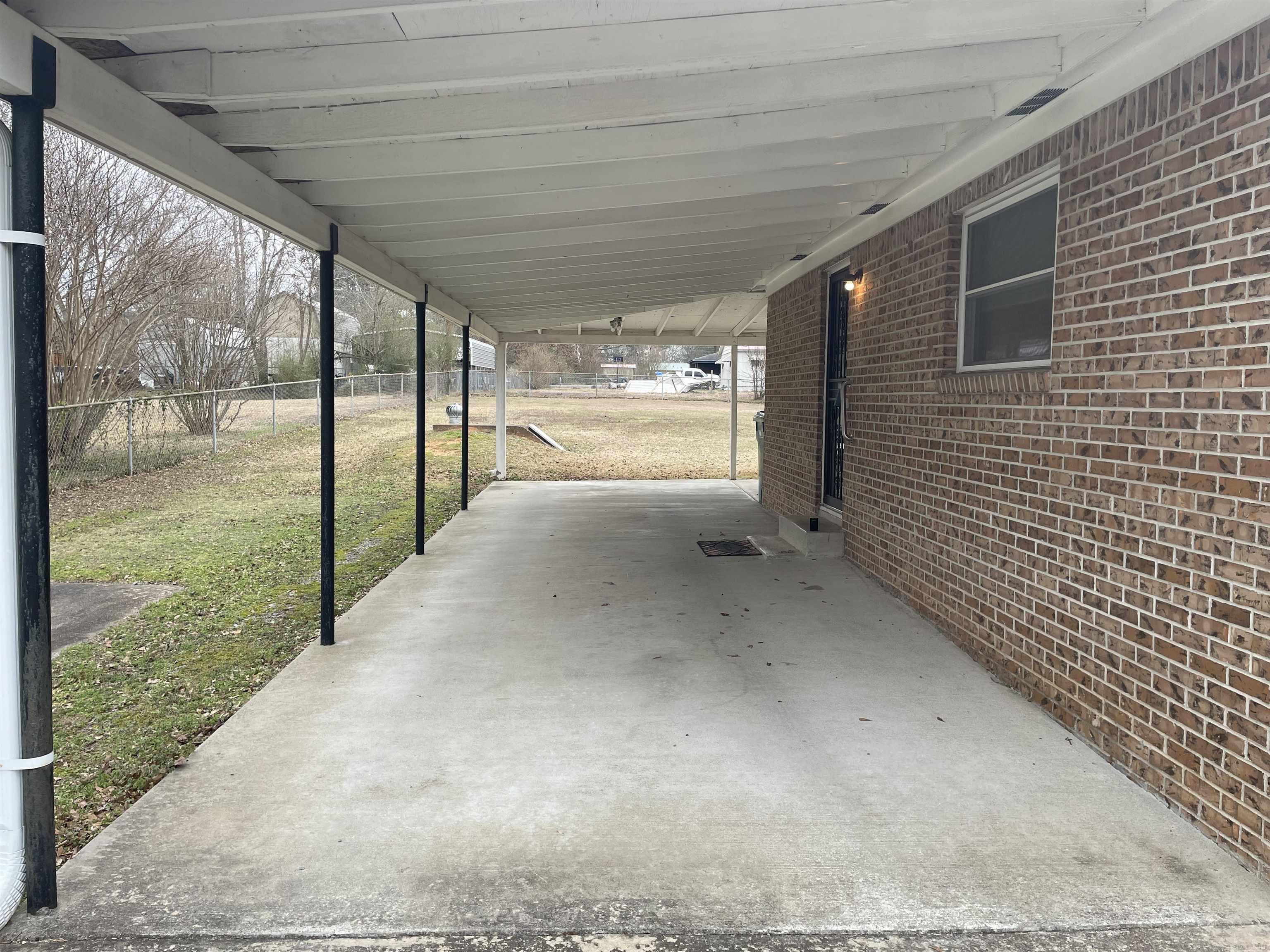 CIRCLE LAKE - Residential