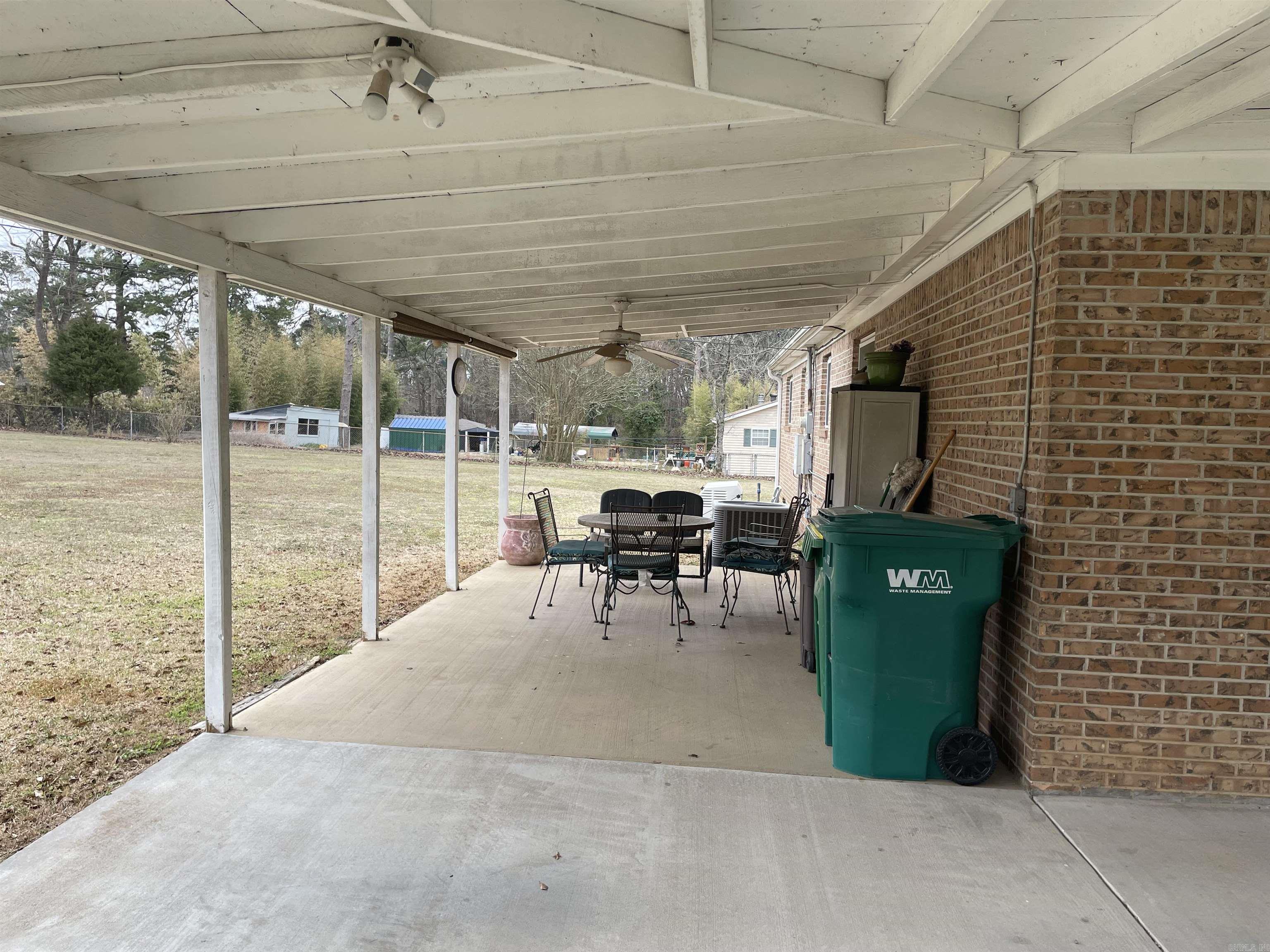 CIRCLE LAKE - Residential