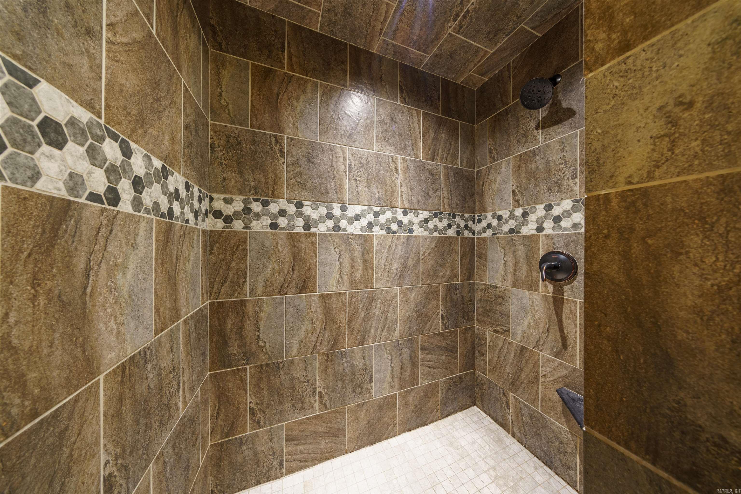 RIVERWOODS ESTATES PHASE ONE - Residential