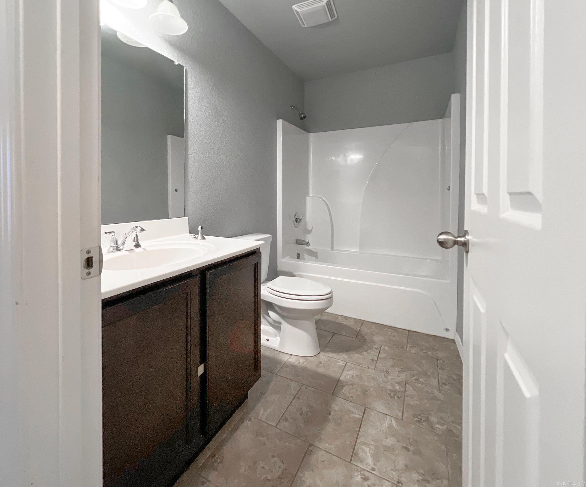 TRAMMEL ESTATES - Residential