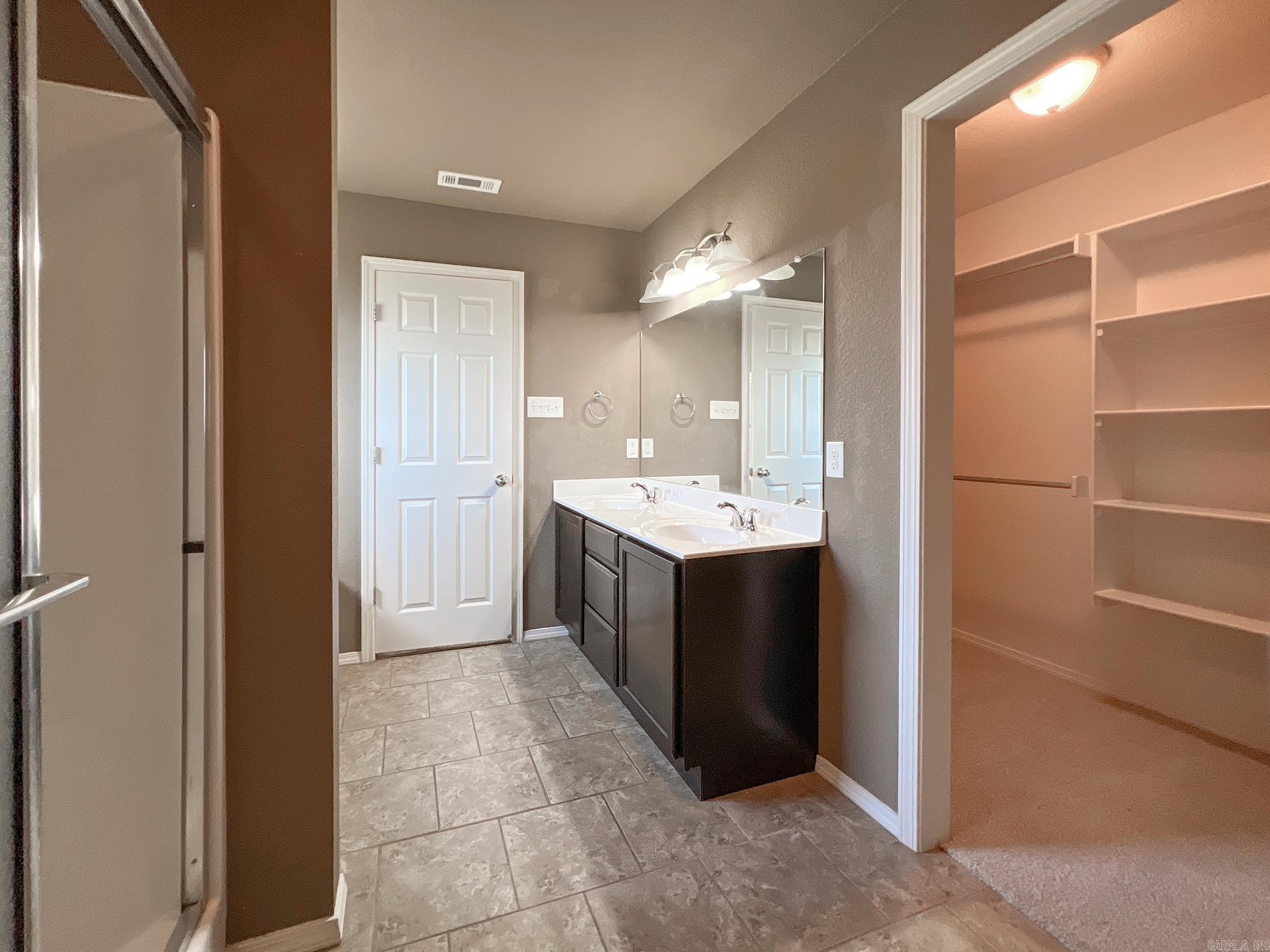 TRAMMEL ESTATES - Residential