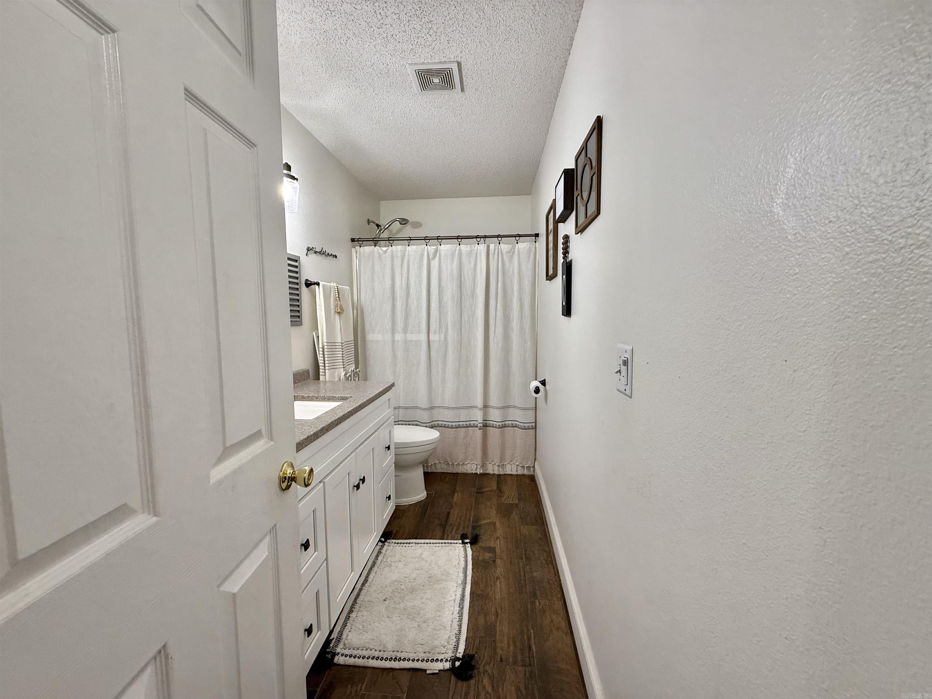 FERNDALE ESTATES - Residential