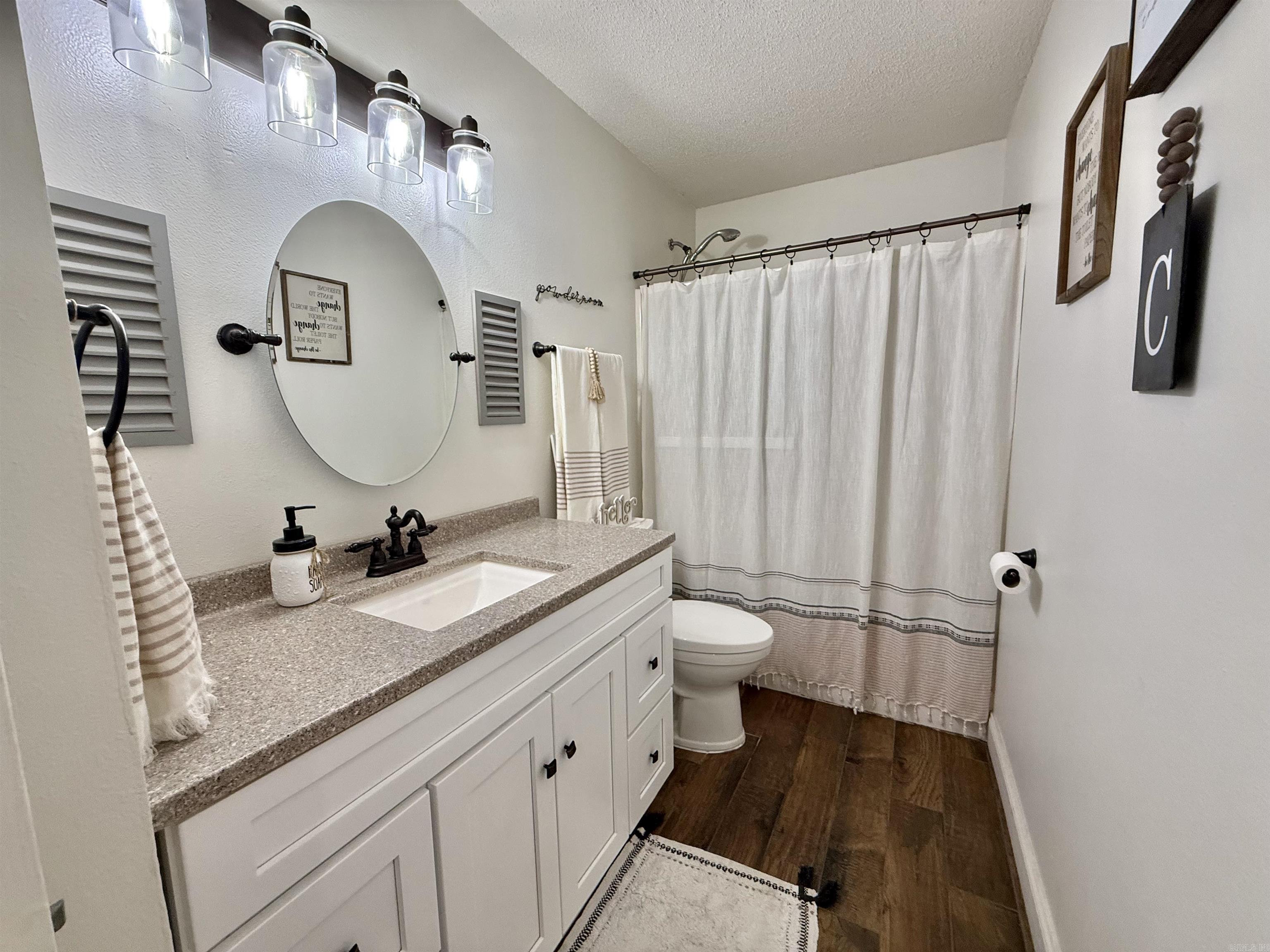 FERNDALE ESTATES - Residential