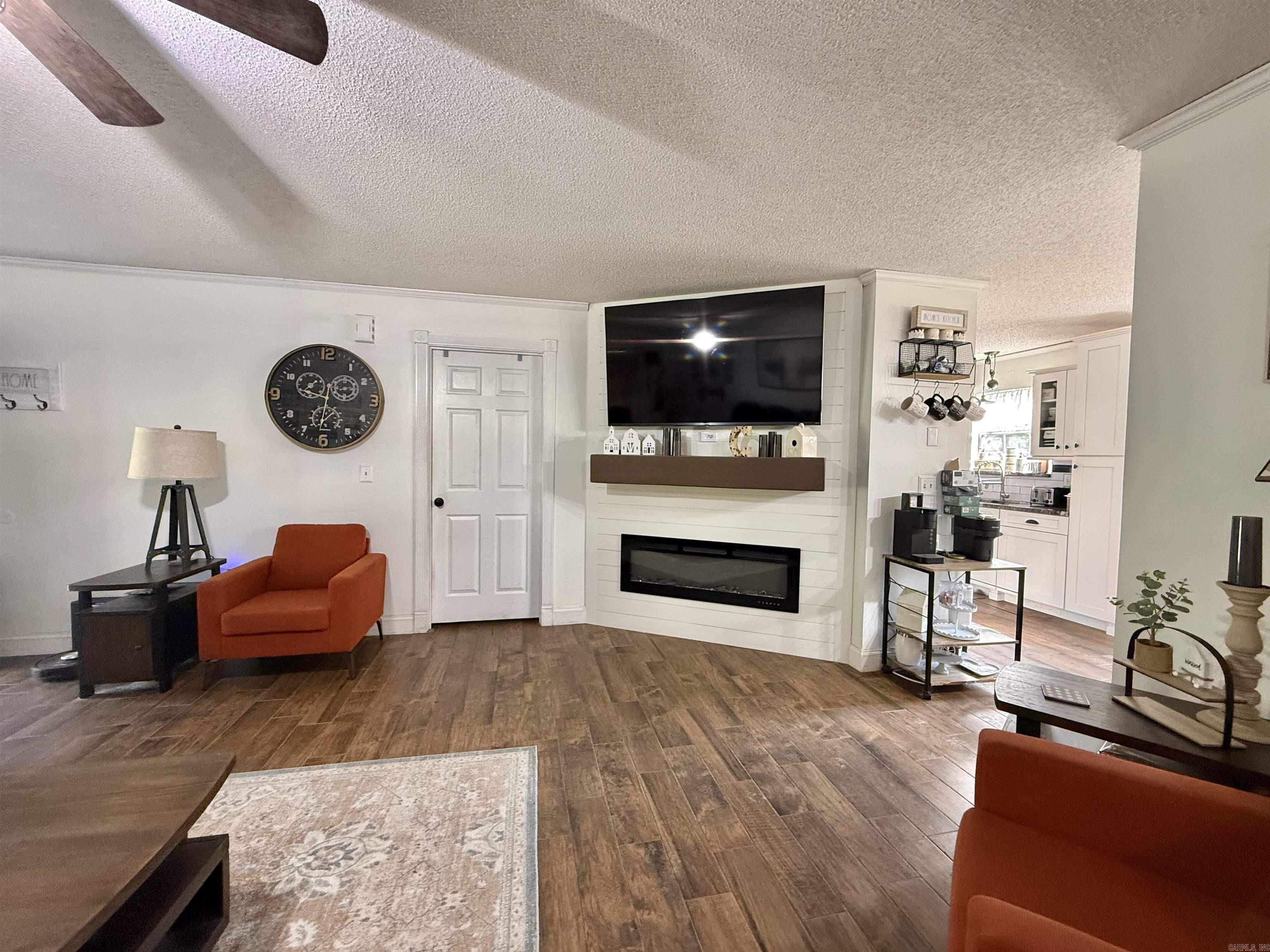 FERNDALE ESTATES - Residential