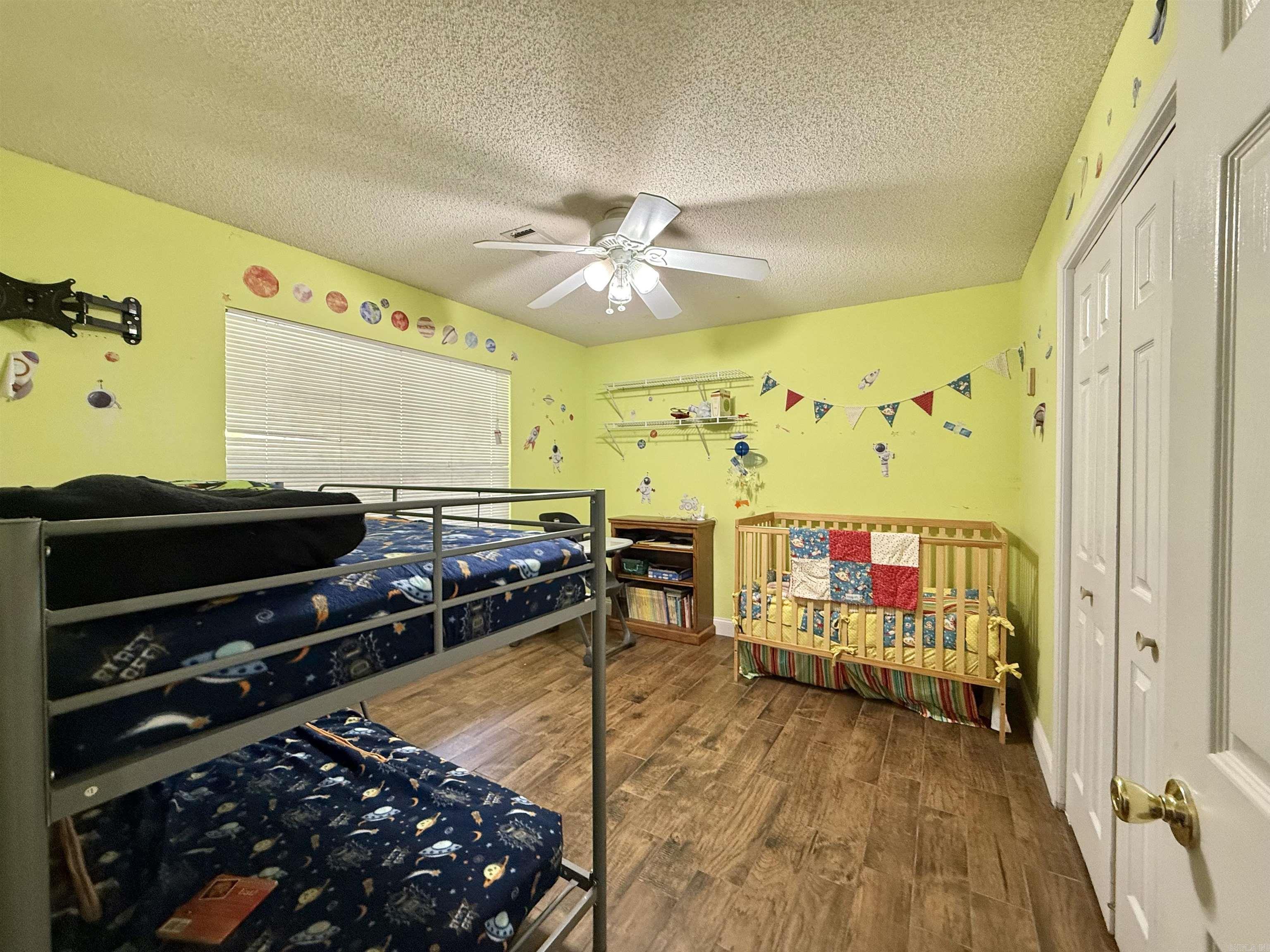 FERNDALE ESTATES - Residential