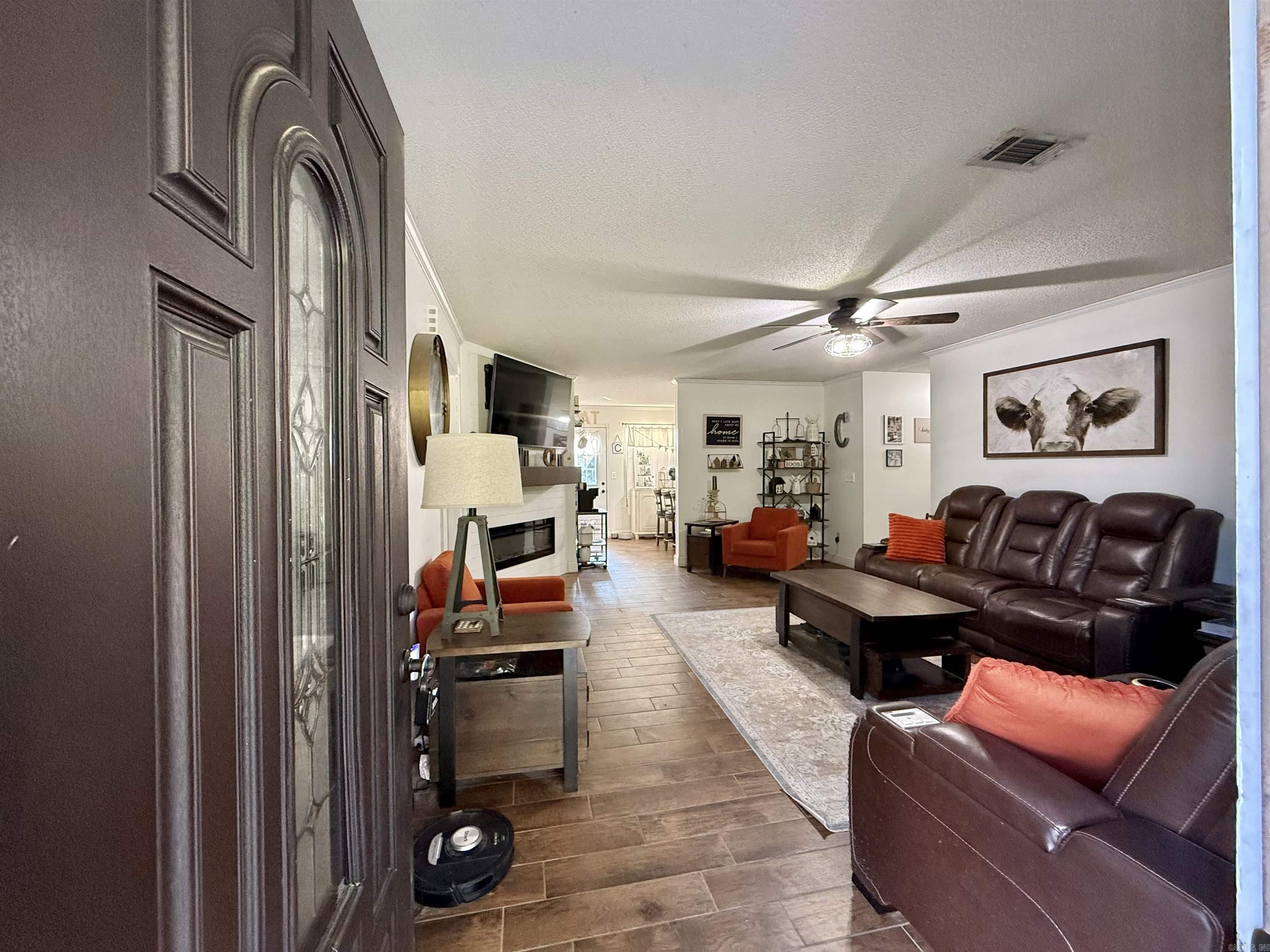 FERNDALE ESTATES - Residential