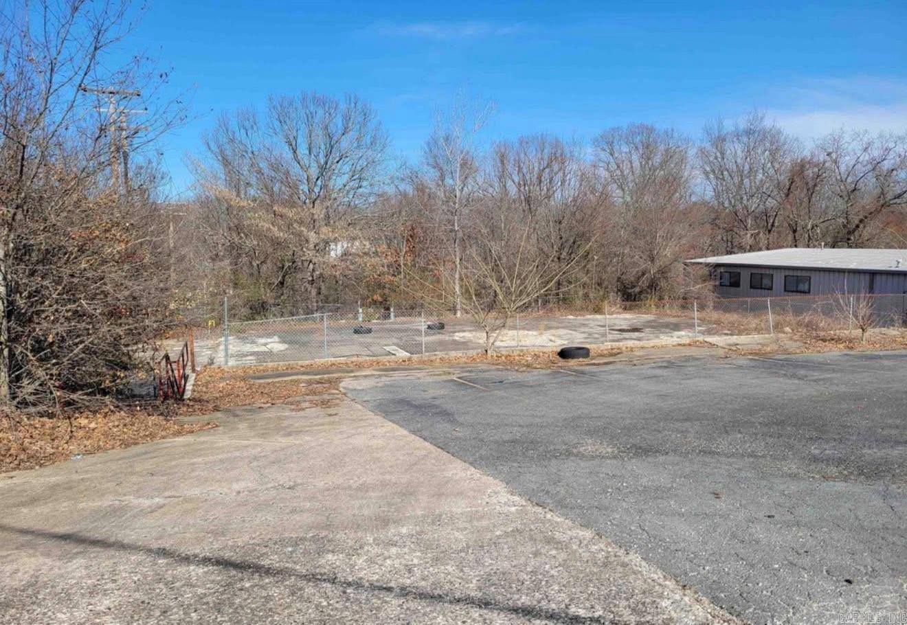 Indian Hills - Commercial Sale