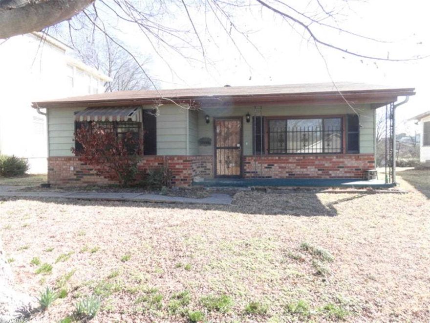 Minutes to downtown Little Rock, Children's Hospital and UAMS!!  Great value for the space!  Fenced backyard!  Property selling as-is.  Check out the photos.  Agents please remarks.