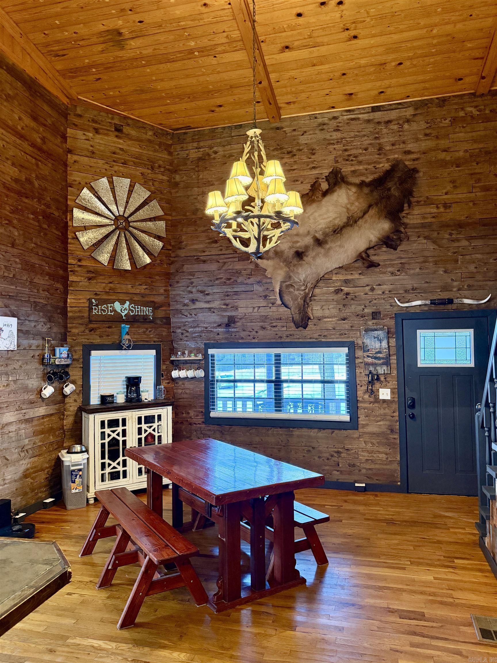 Metes & Bounds - Residential