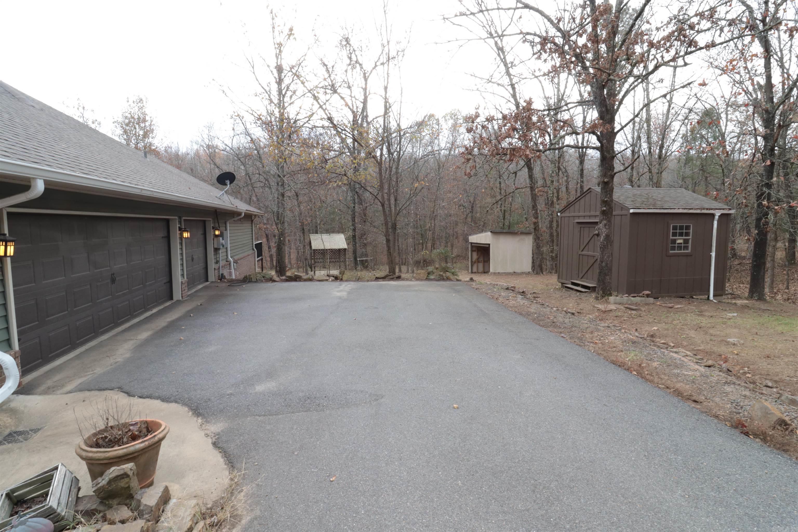 Brook'n Ridge - Residential