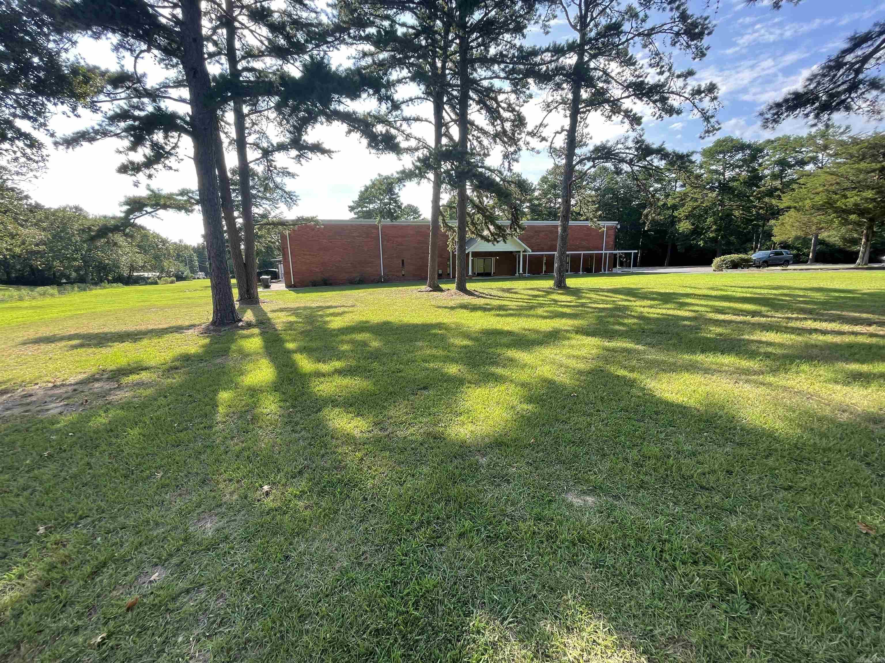 11-3S-20W - Commercial Sale