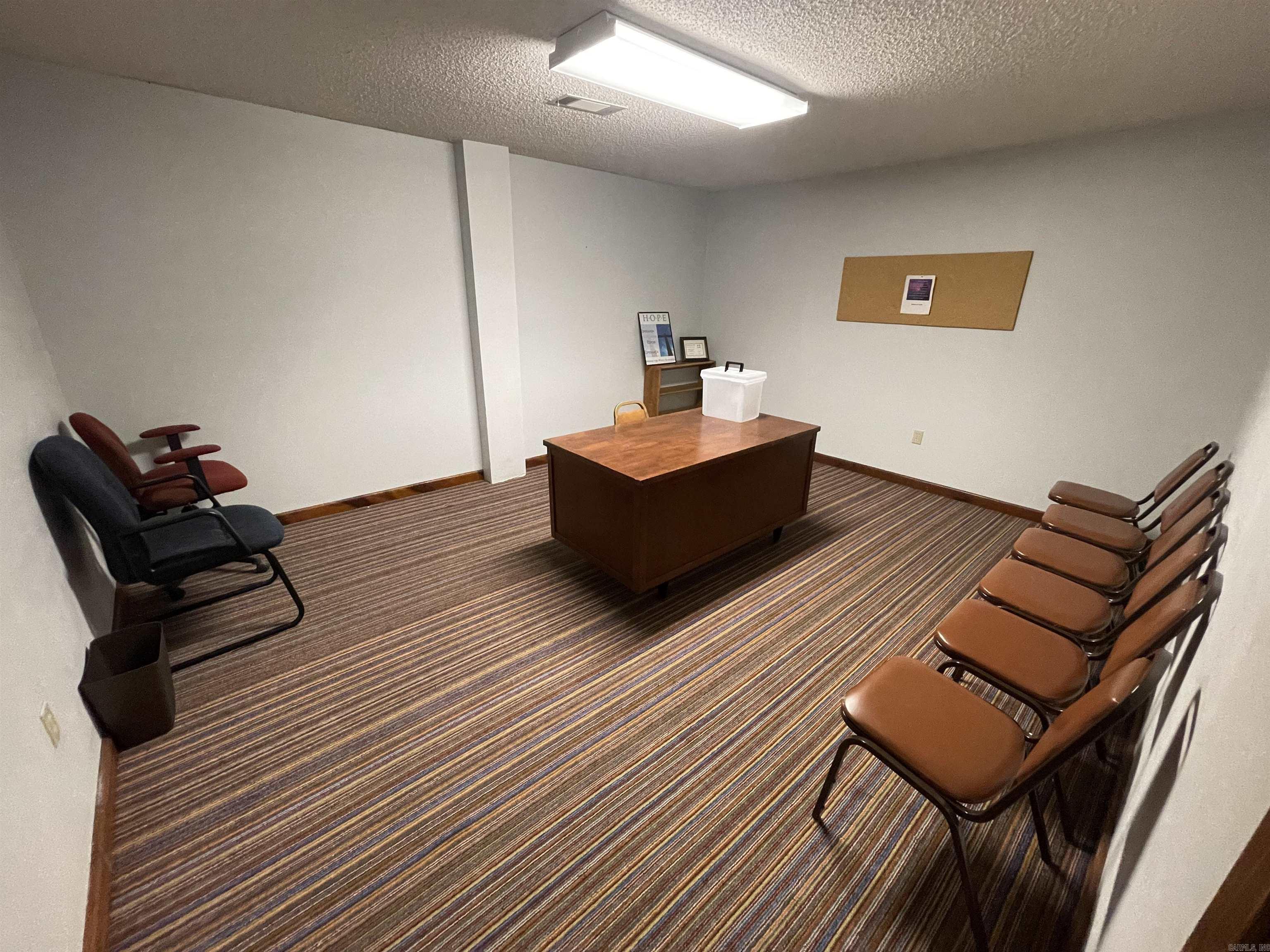 11-3S-20W - Commercial Sale