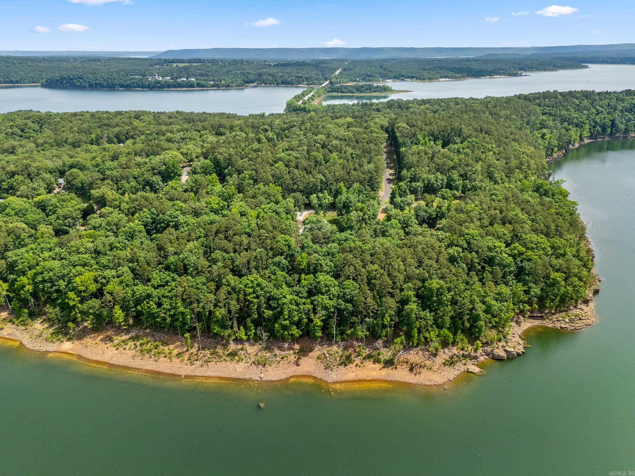 MYSTIC ISLE - Residential