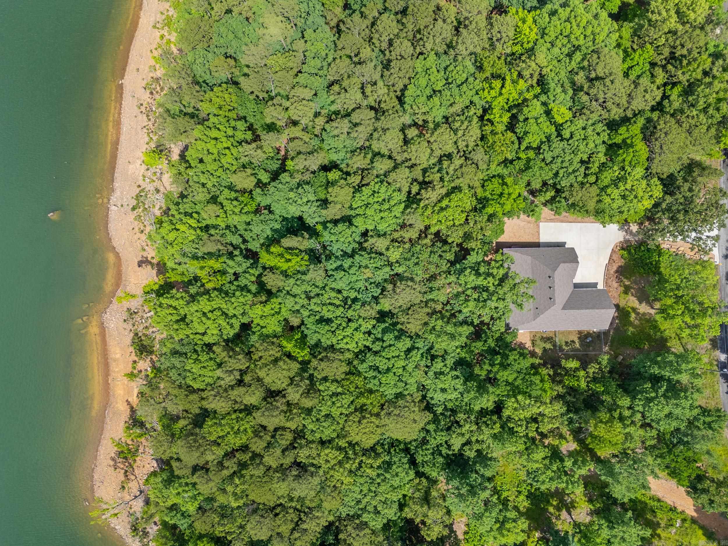 MYSTIC ISLE - Residential