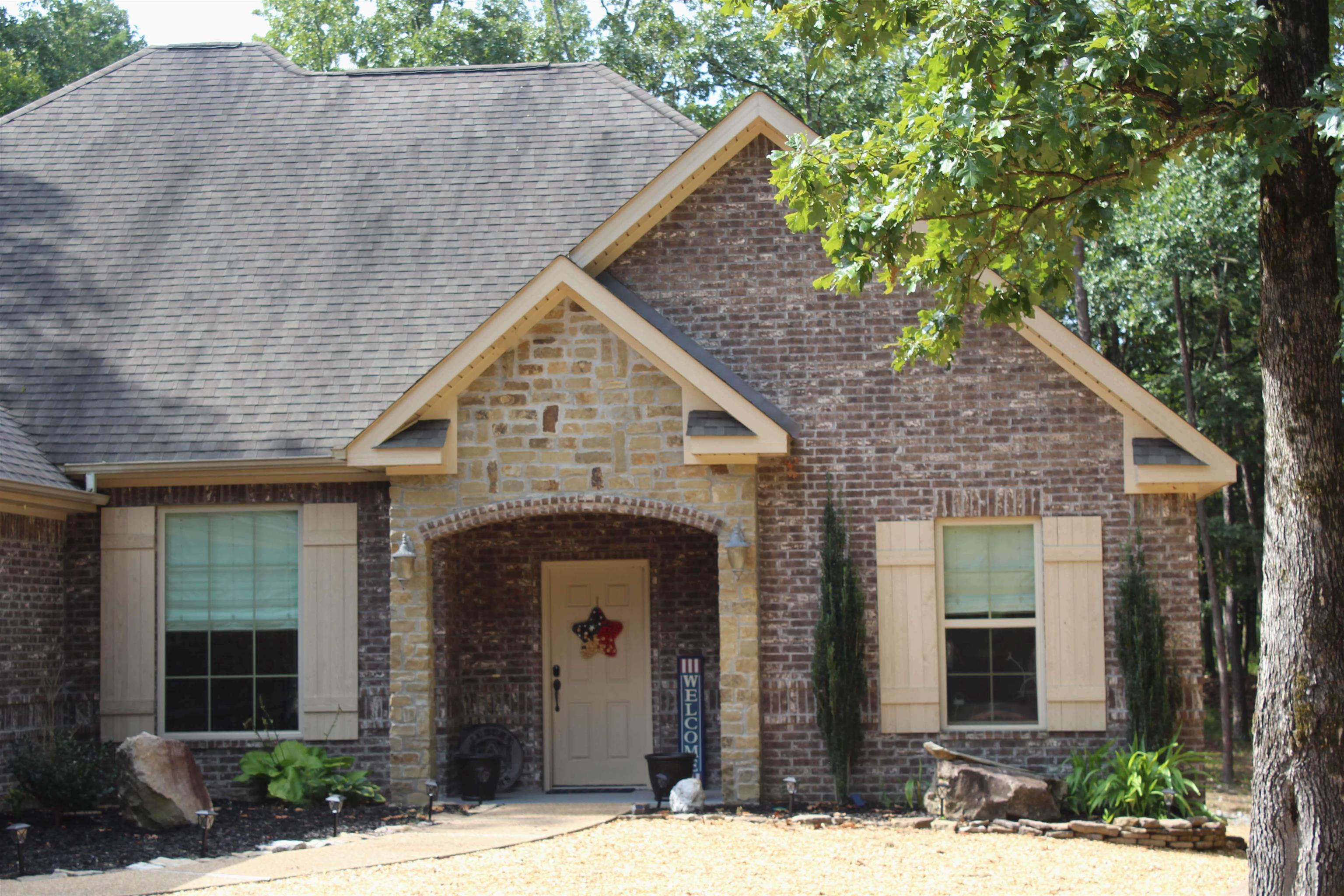 Isabella - Residential Lease