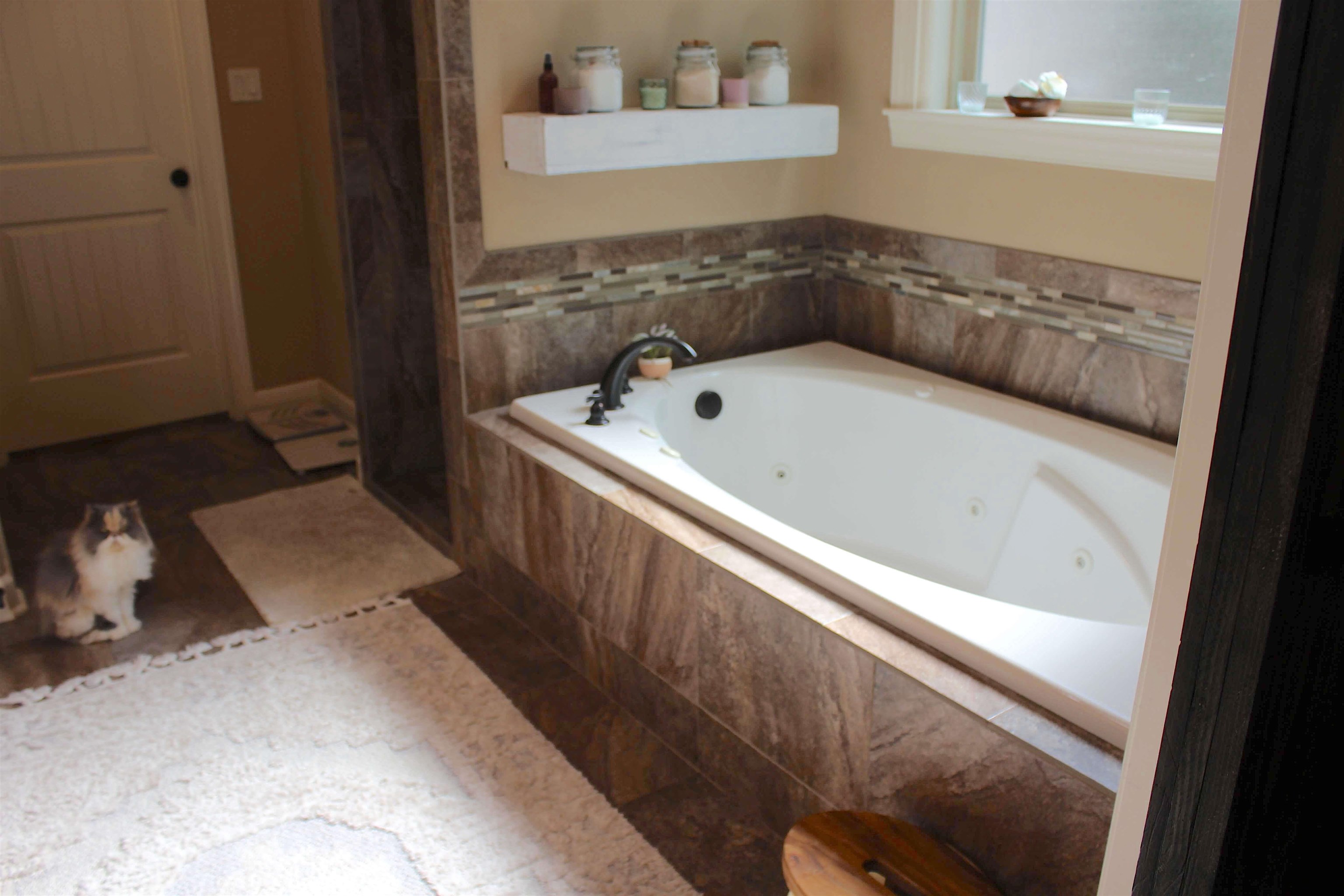 Isabella - Residential Lease