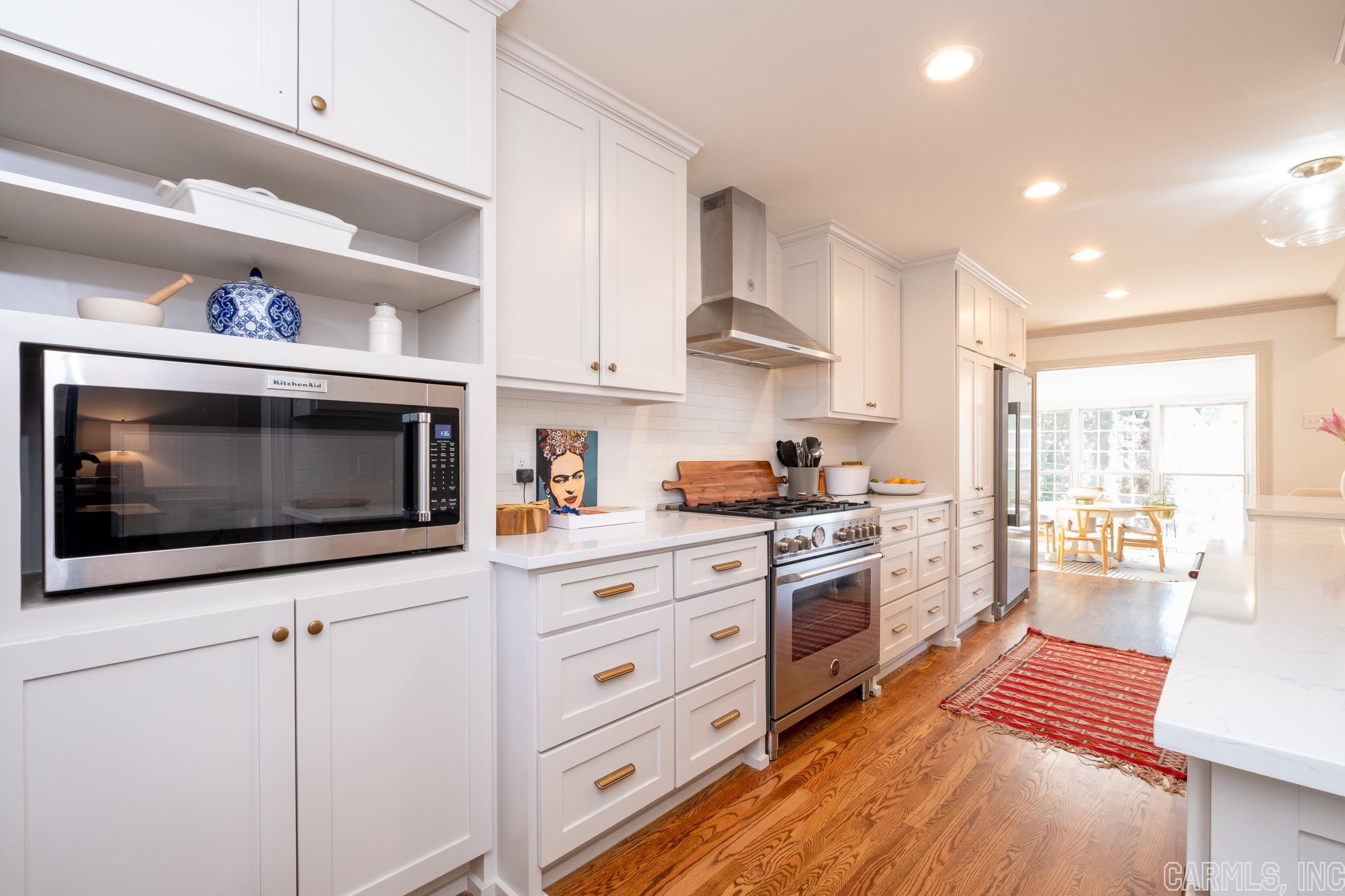 BROADVIEW TERRACE - Residential