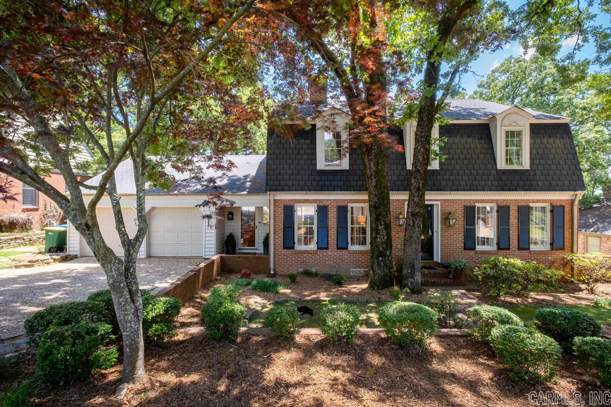 BROADVIEW TERRACE - Residential