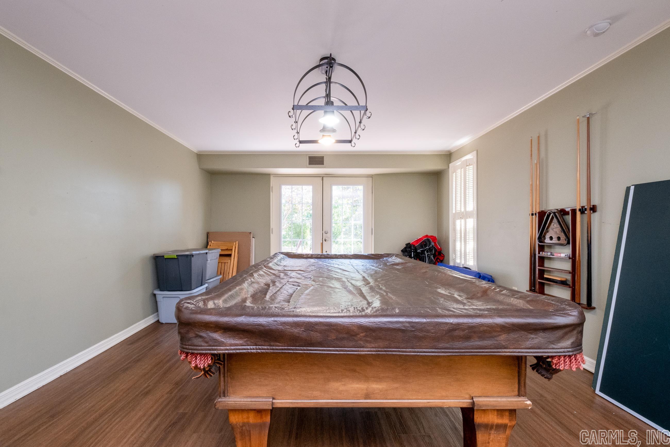 BROADVIEW TERRACE - Residential