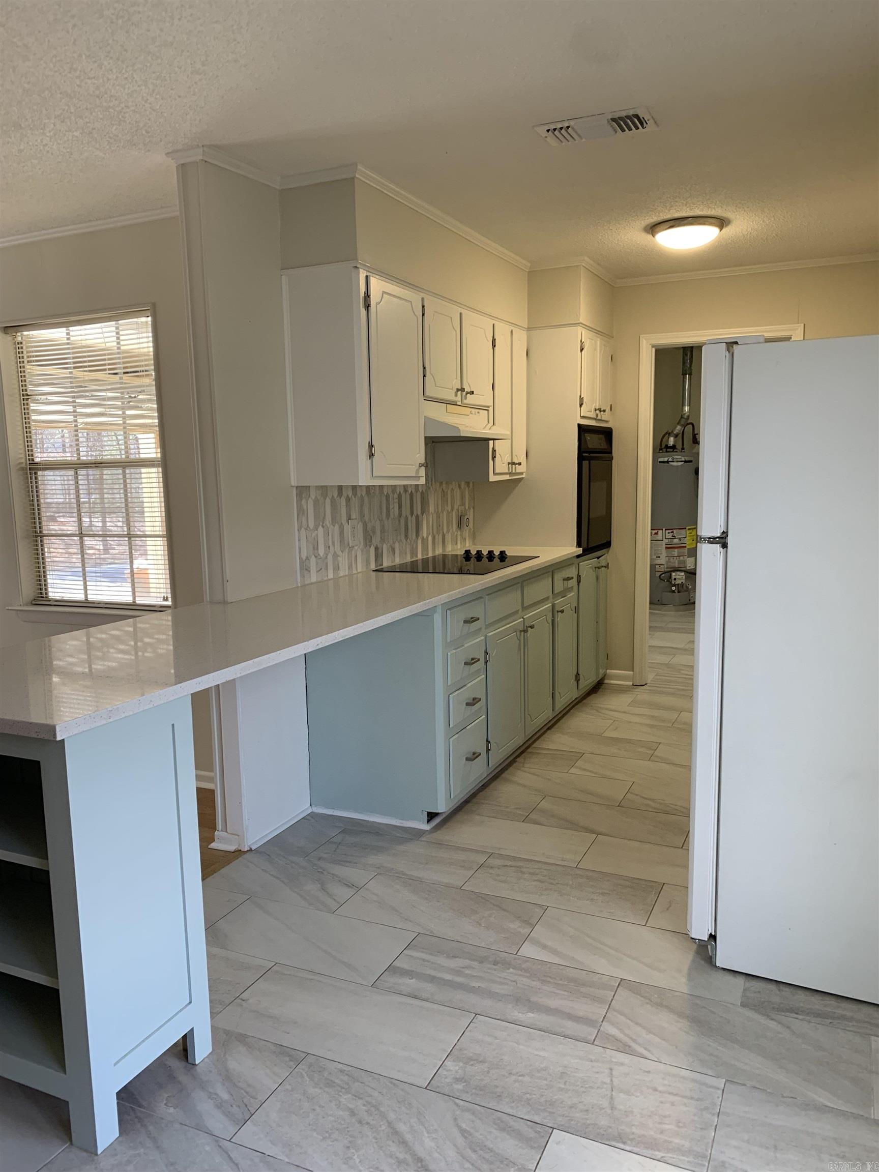 LYNNWOOD ACRES - Residential