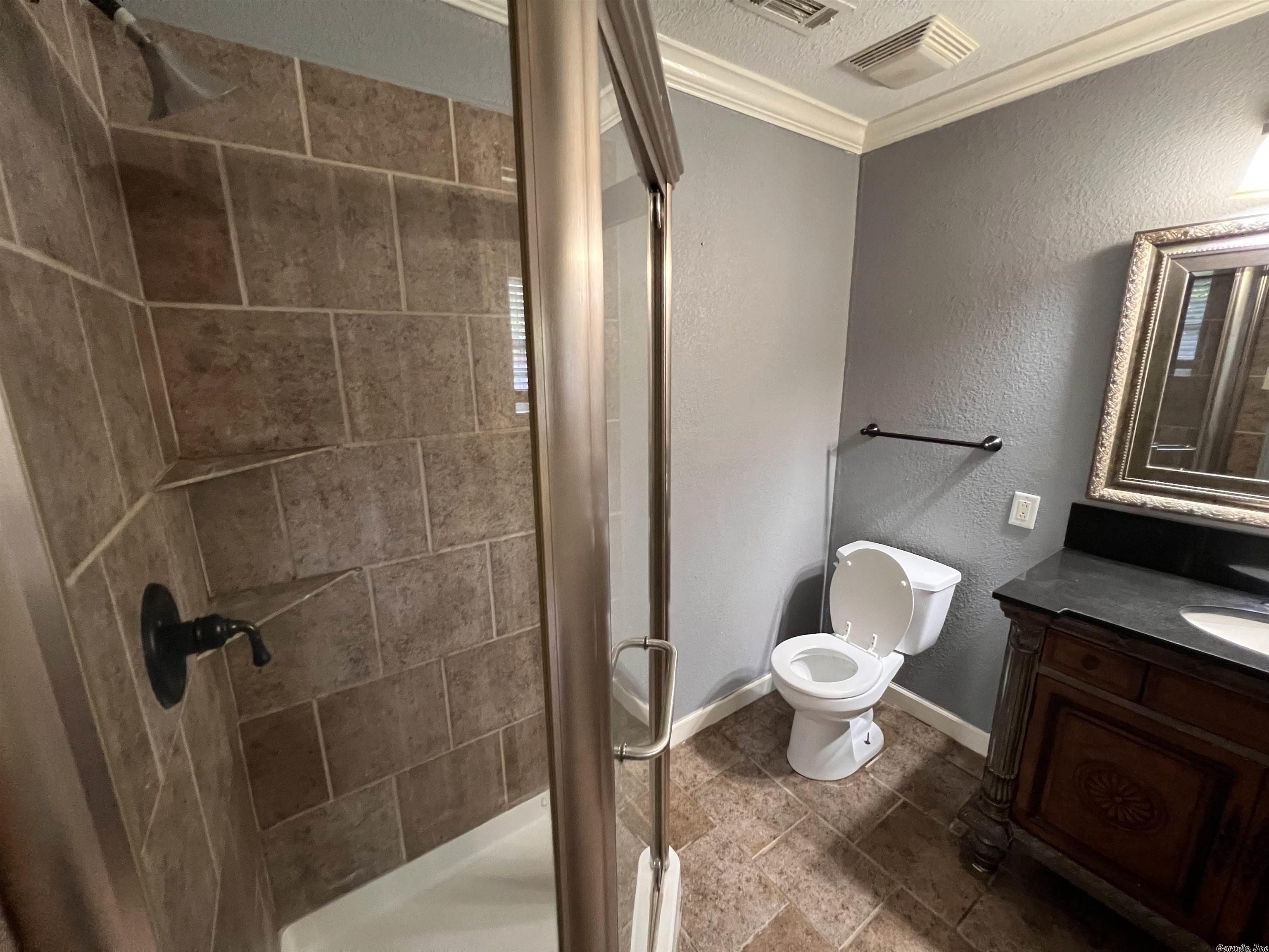 Robinson II - Residential Lease