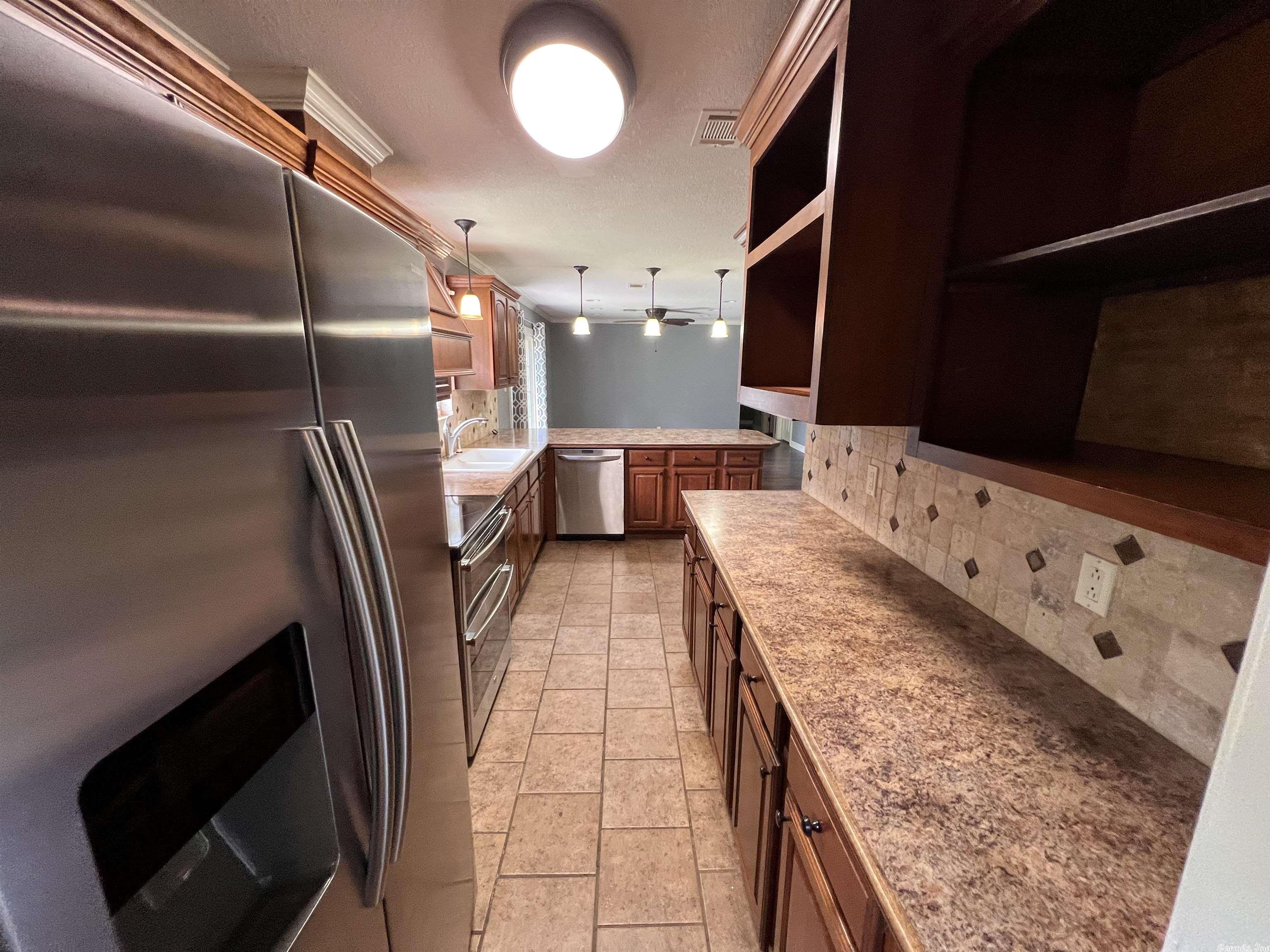 Robinson II - Residential Lease