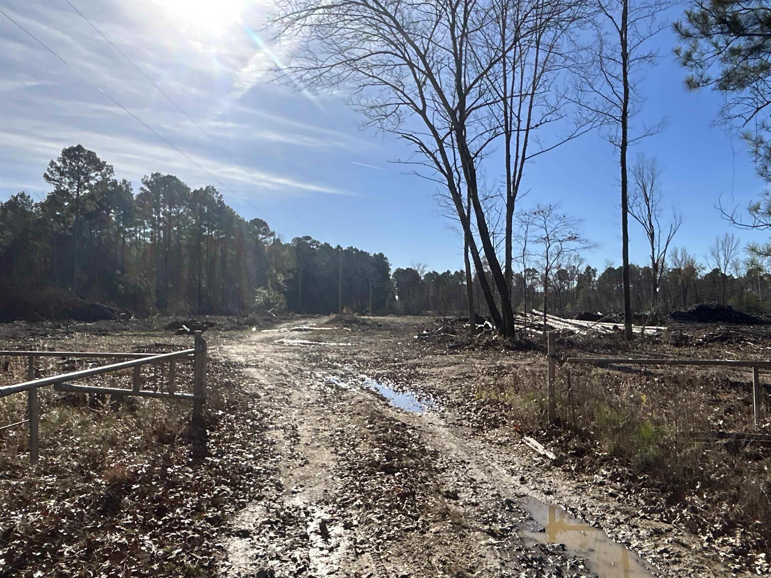 Metes & Bounds - Land