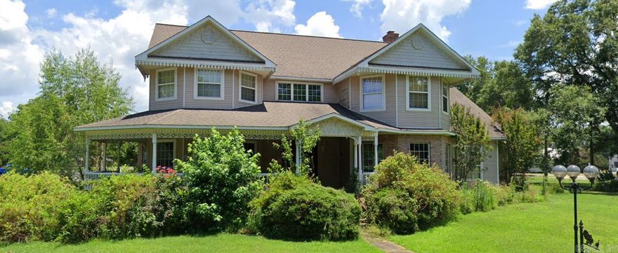 REAL ESTATE AUCTION - FRI, AUG 22, 1PM - This Victorian fixer-upper is nestled in the quaint town of Gillett, AR and close to duck hunting and fishing alike.  This home will sell on the day of the auction.  Don’t miss your chance!  Real Property Description:   • 104 3rd St, Gillett, AR 72055  • ±6,331 sf 5BR 4.5BA Home on +/-0.41 Acres  • 3-Car Garage, Lots of Storage and Large Rooms with Full Baths, 4BR up and primary  down • Built in 1996 • Gillett School District  Terms for the Real Estate Auction: • Must Have Proof of Availability of Funds to Register • 10 % Buyer's Premium added to bidder’s final purchase price • Closing in 30 Days • Earnest Money in The Amount of 10%, Payable to Thomas Blackmon Realty, Due Day of the Auction • Selling “AS IS” with No Contingencies, No Exceptions Will Be Made • Announcements Made Day of the Sale Take Precedence Over Printed Material