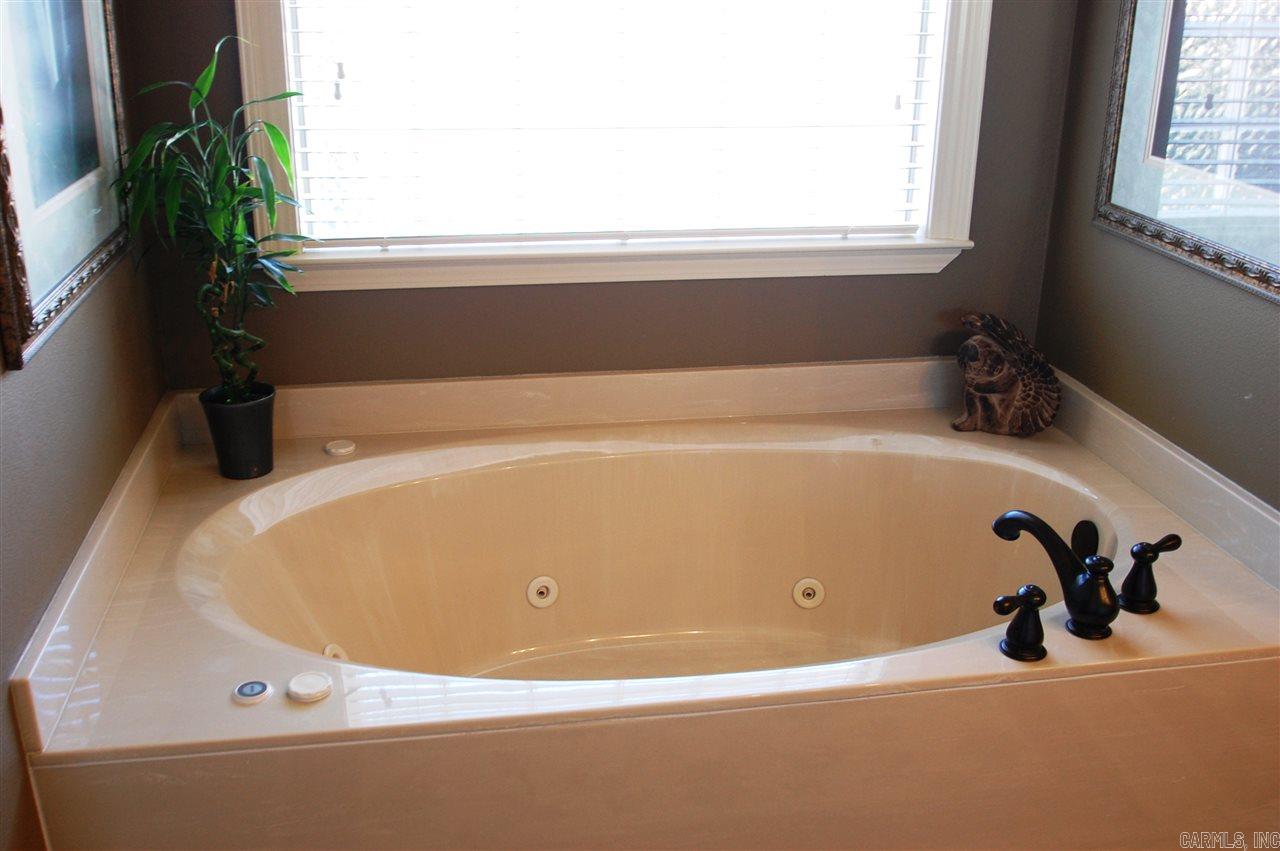 HURRICANE LAKE EST - Residential