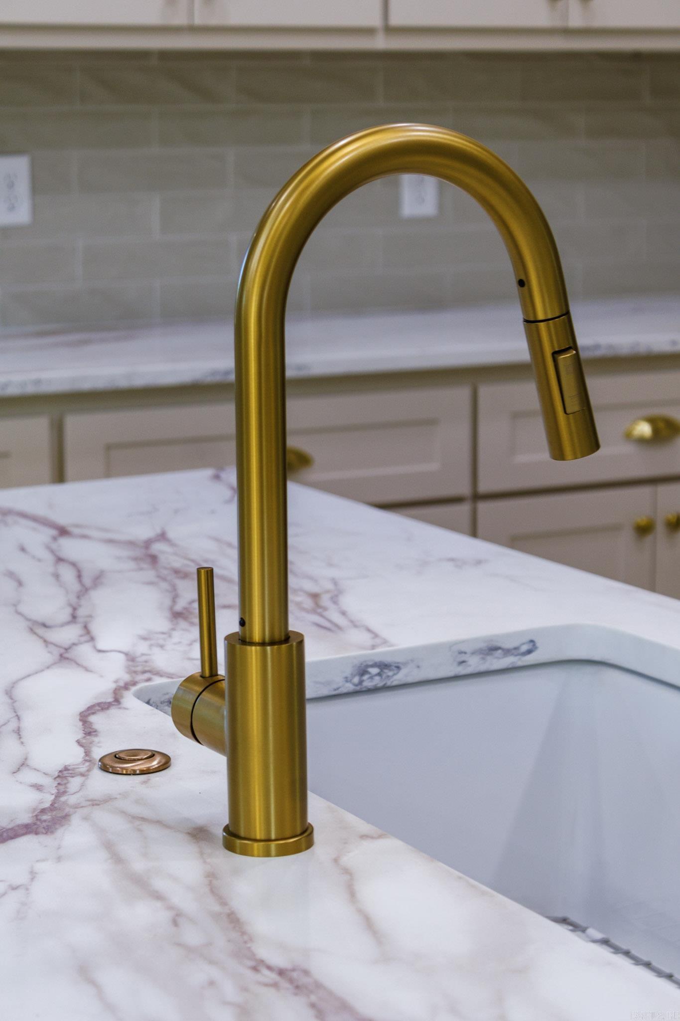 REYNOLDS RIDGE - Residential