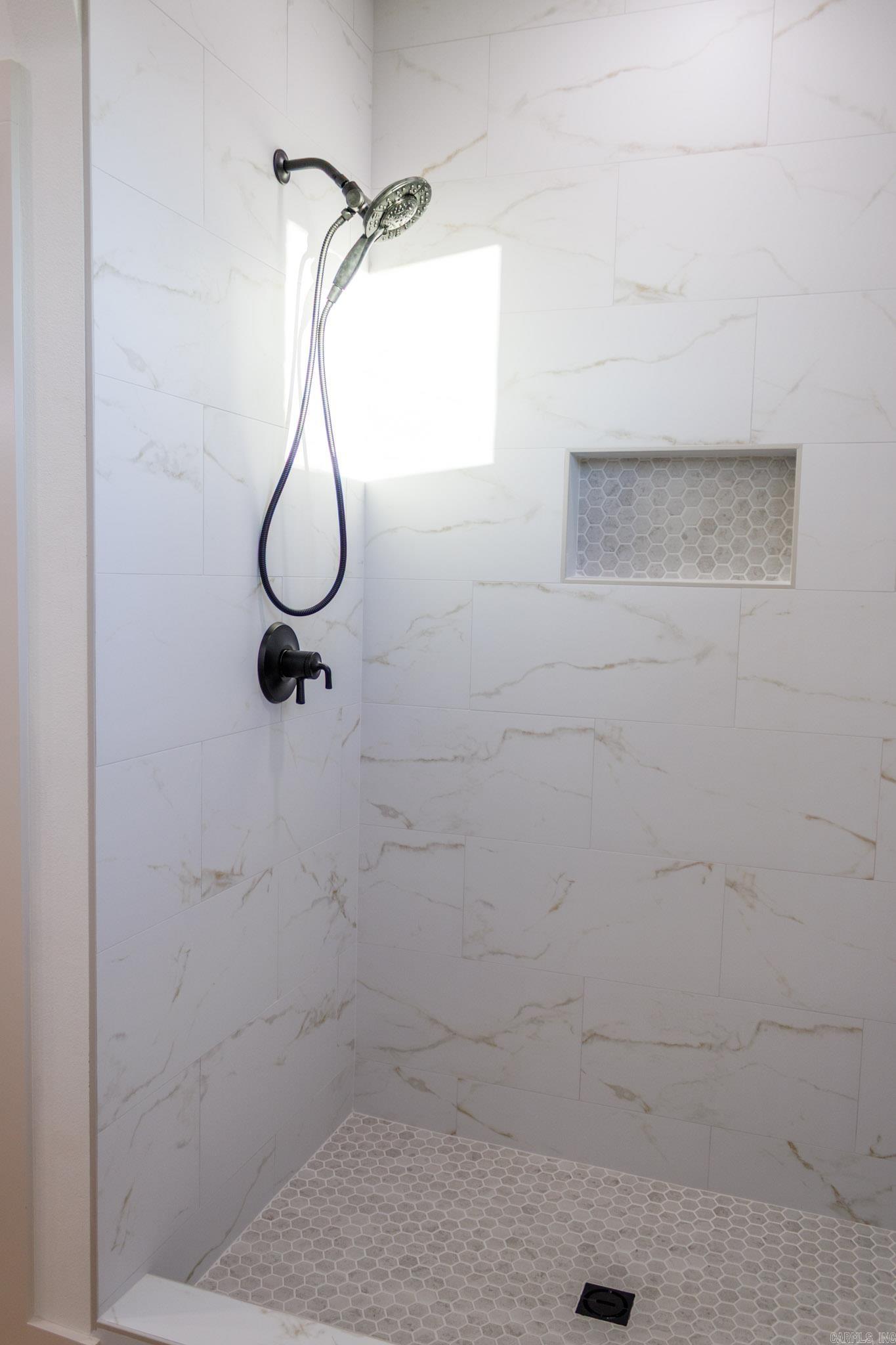 REYNOLDS RIDGE - Residential