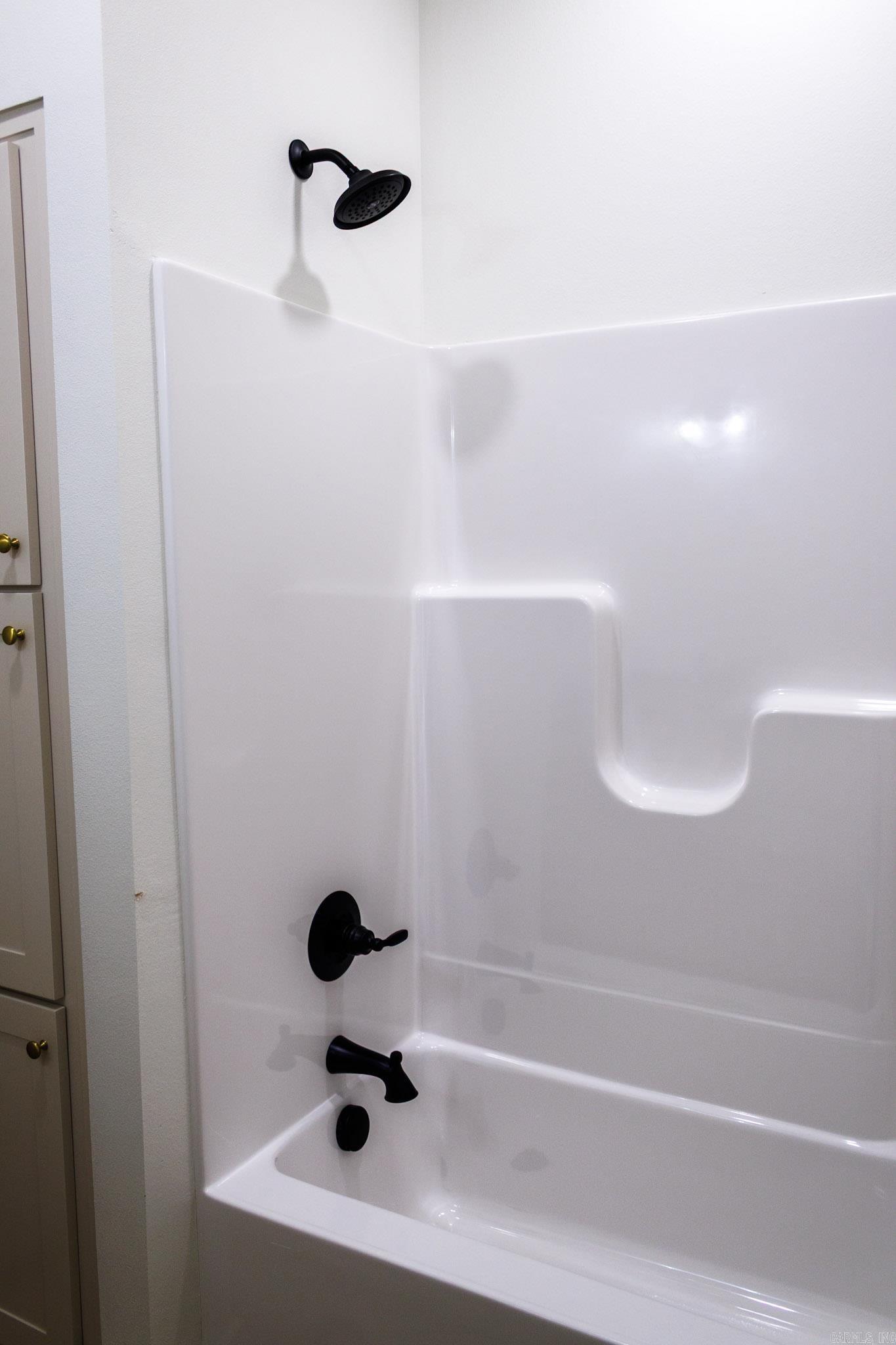 REYNOLDS RIDGE - Residential