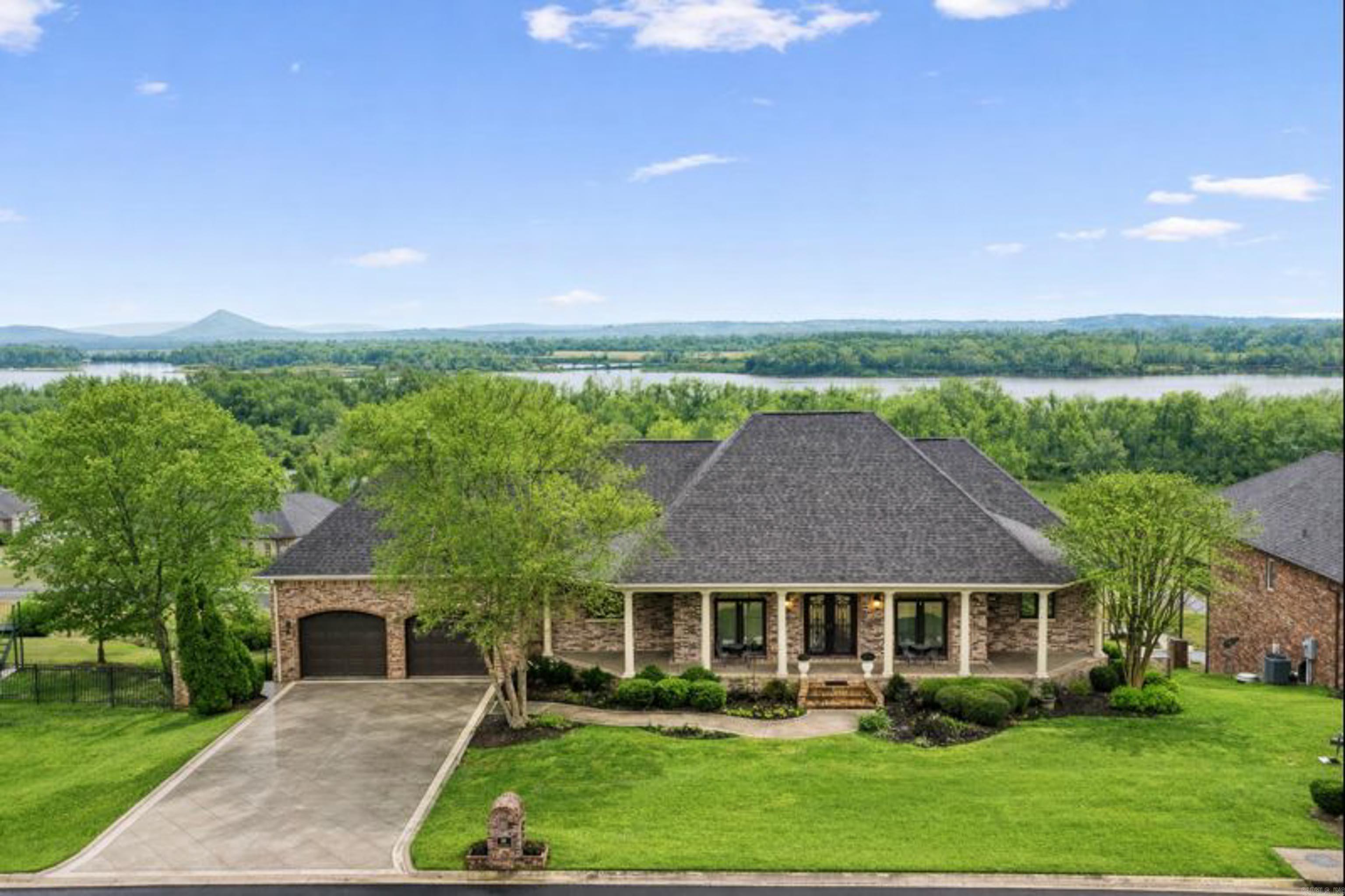 THE RIVER PLANTATION PH III - Residential