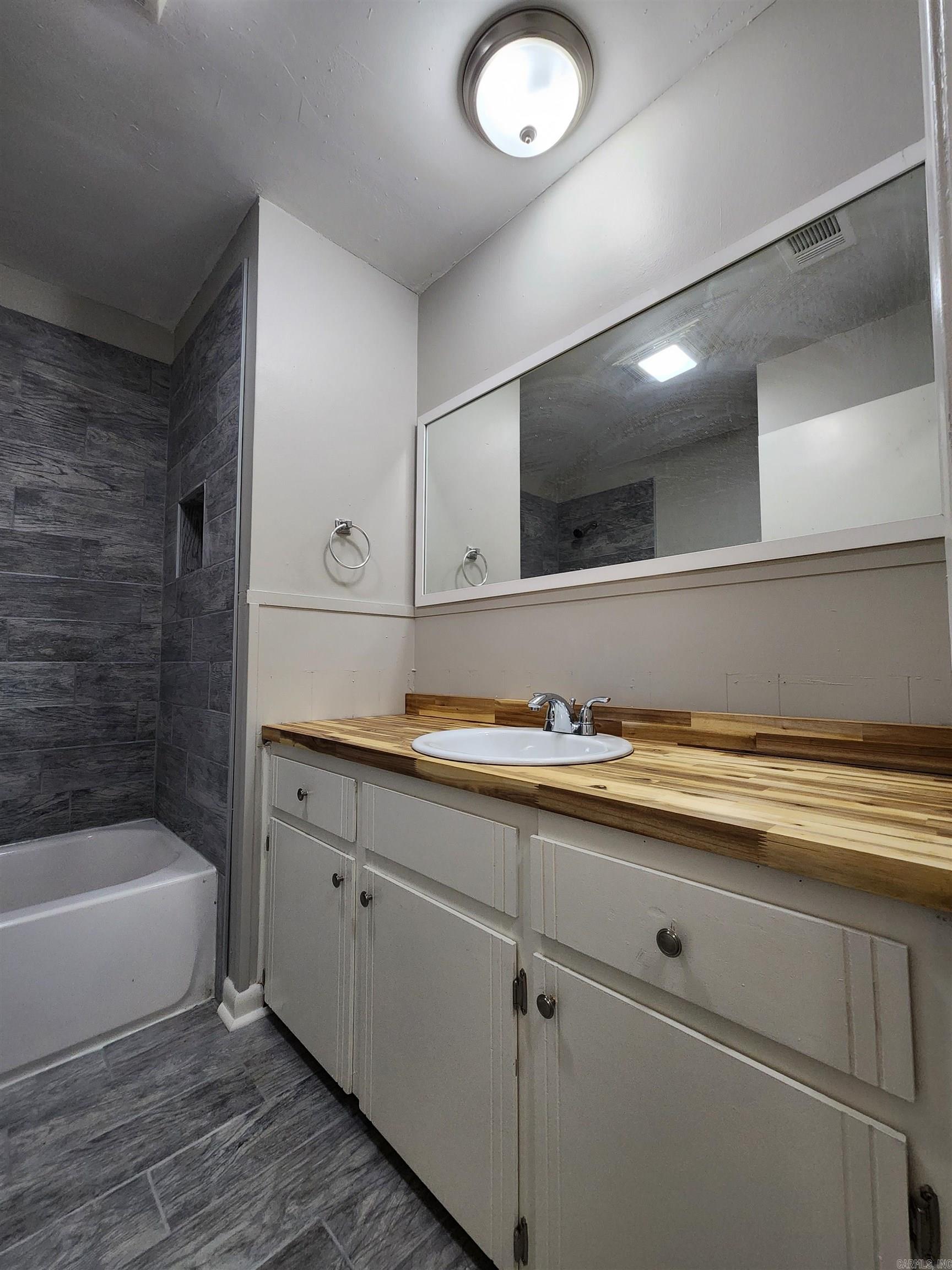 BRADFORD PLACE - Residential