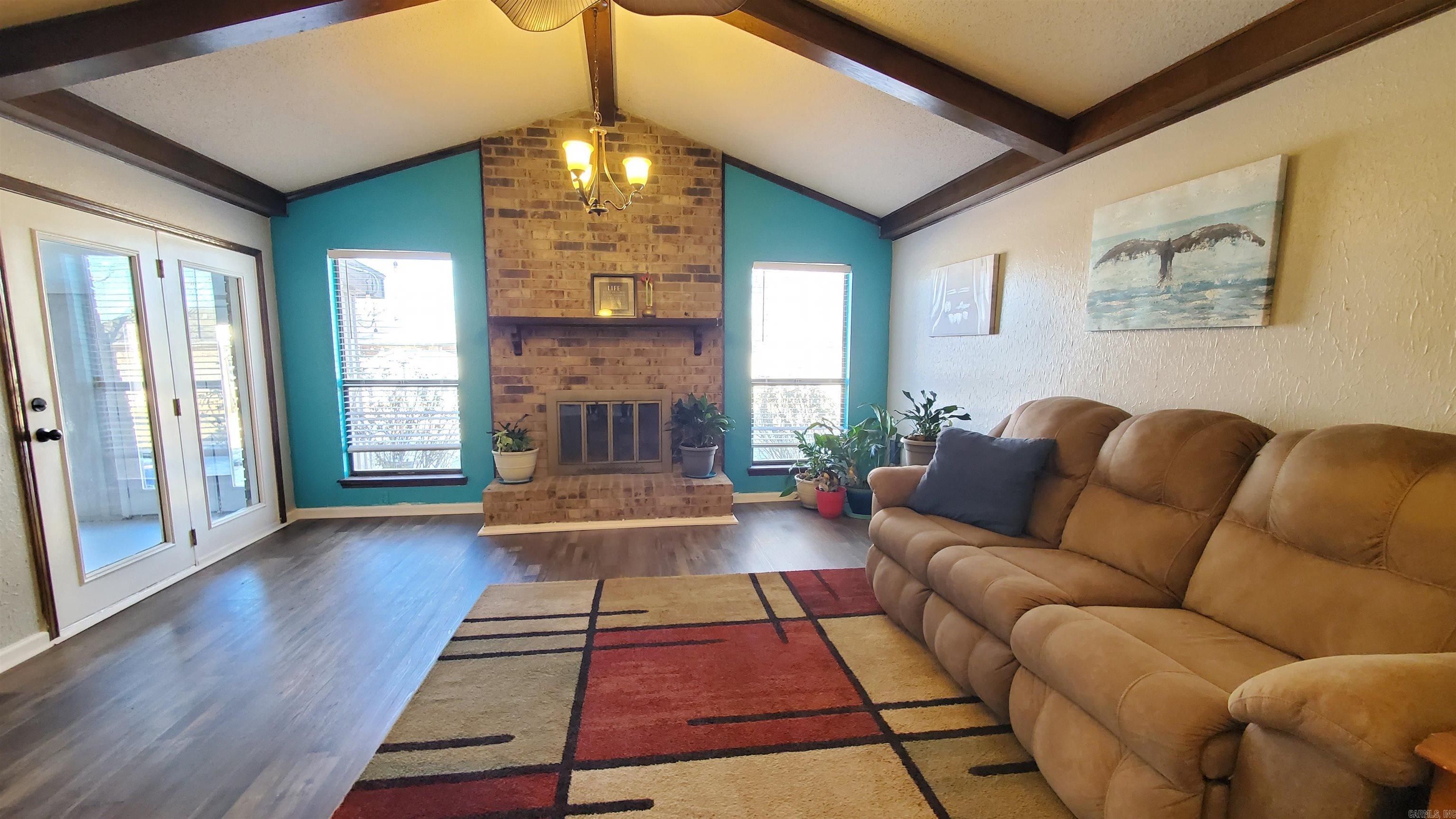 FOXWOOD J - Residential