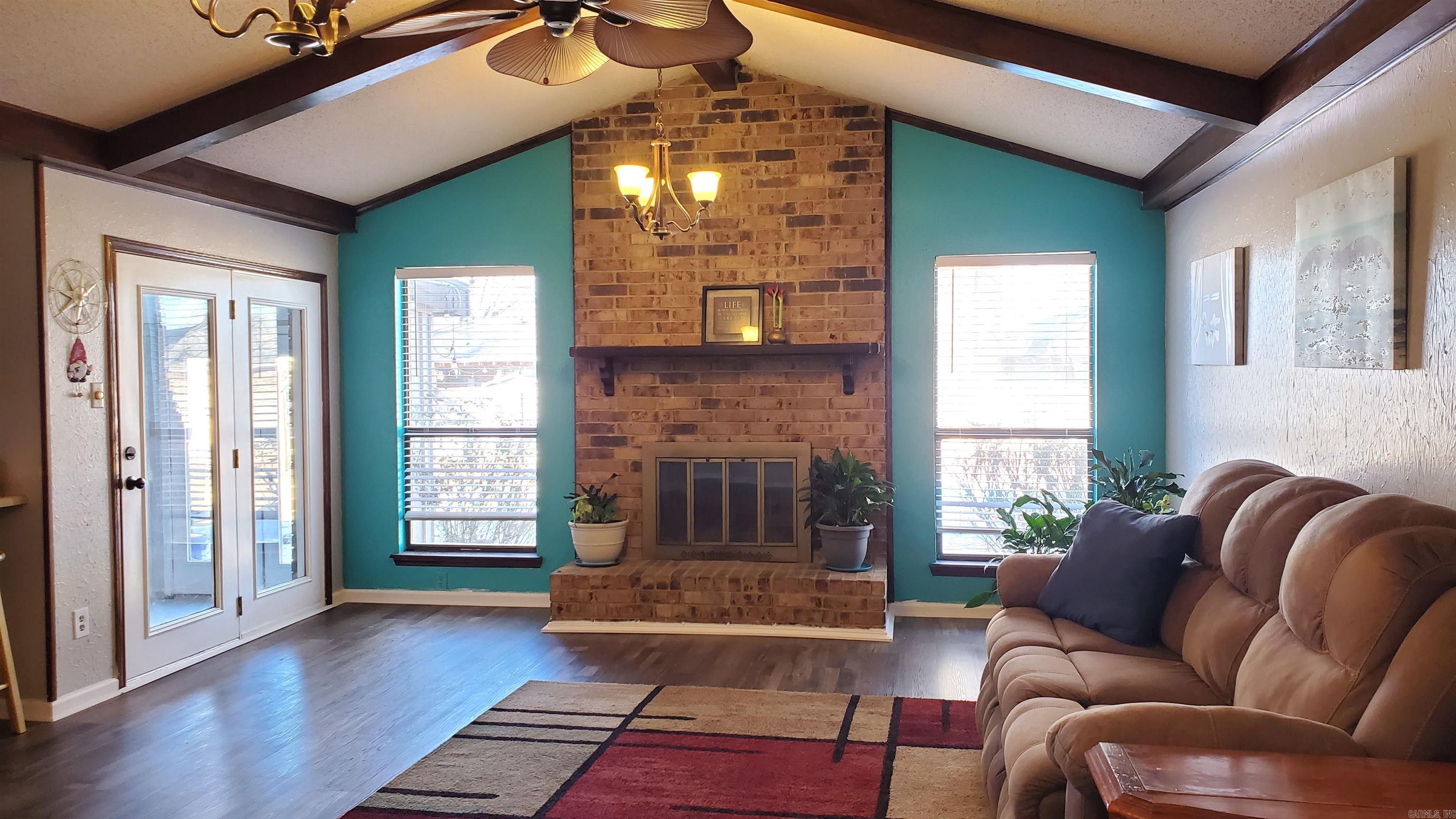 FOXWOOD J - Residential