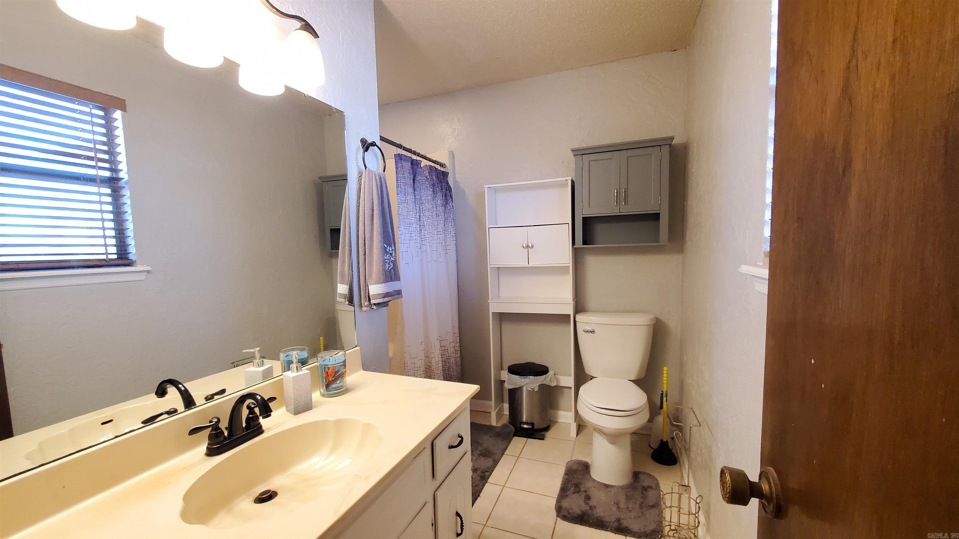 FOXWOOD J - Residential